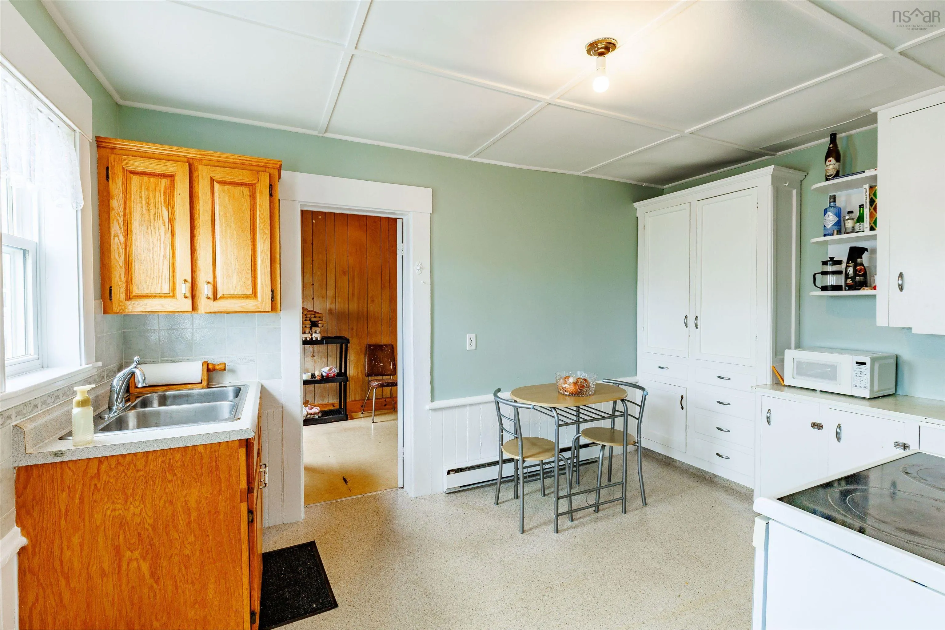 335-684 Highway 335 Highway, West Pubnico, NS B0W 3S0, 6 Bedrooms Bedrooms, ,1 BathroomBathrooms,Residential,For Sale,Highway 335,202519679