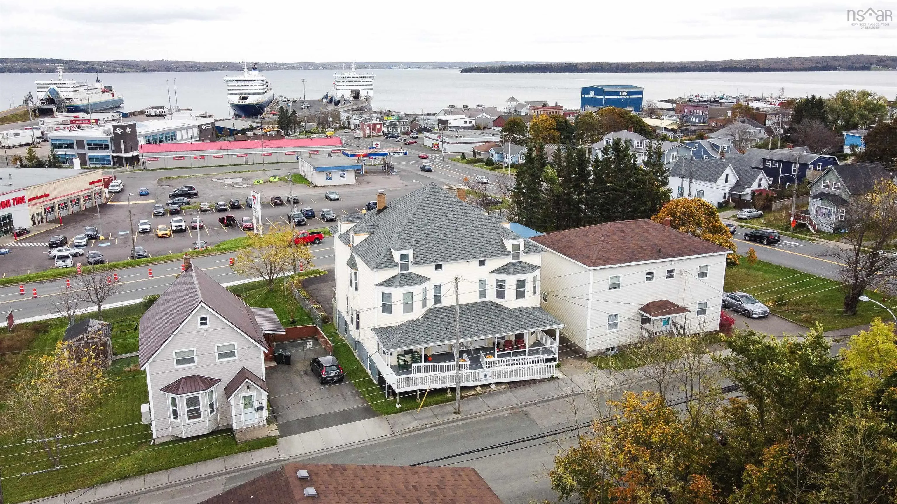 121 - 123 Pierce Street, North Sydney, NS B2A 1P4, ,Commercial Sale,For Sale,Pierce,202521457