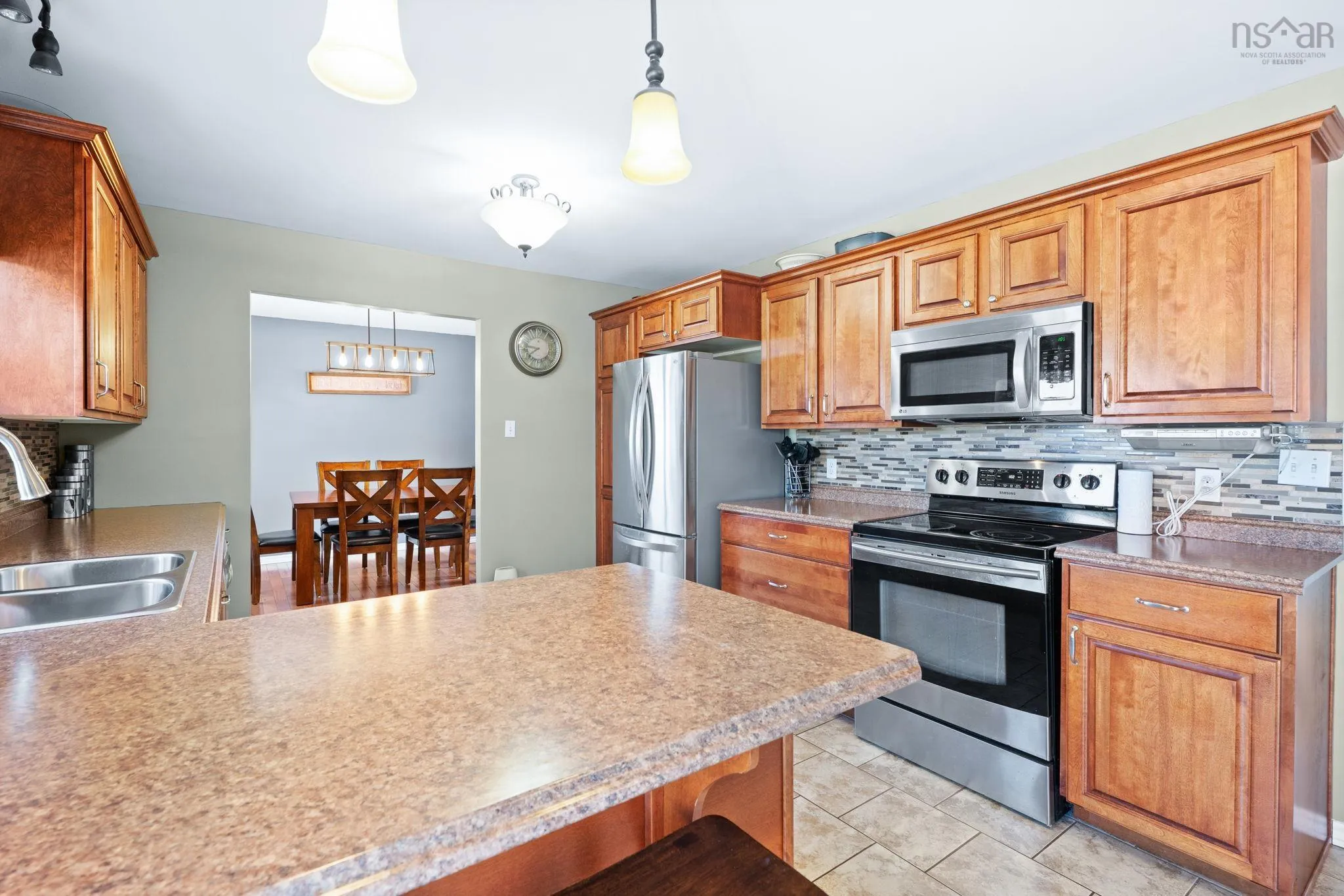 16 Gilroy Street, Springhill, NS B0M 1X0, 3 Bedrooms Bedrooms, ,2 BathroomsBathrooms,Residential,For Sale,Gilroy,202521694
