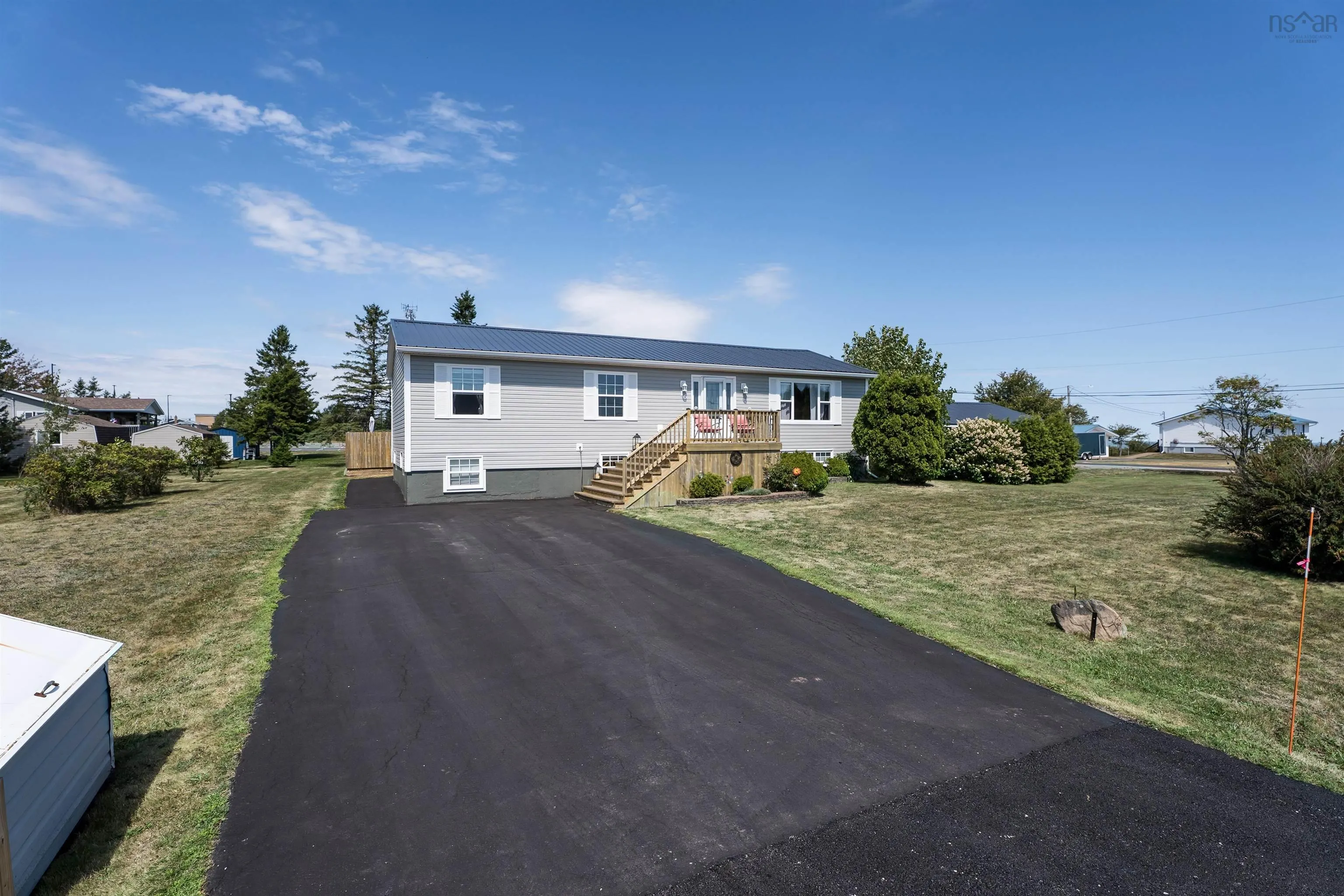 16 Gilroy Street, Springhill, NS B0M 1X0, 3 Bedrooms Bedrooms, ,2 BathroomsBathrooms,Residential,For Sale,Gilroy,202521694