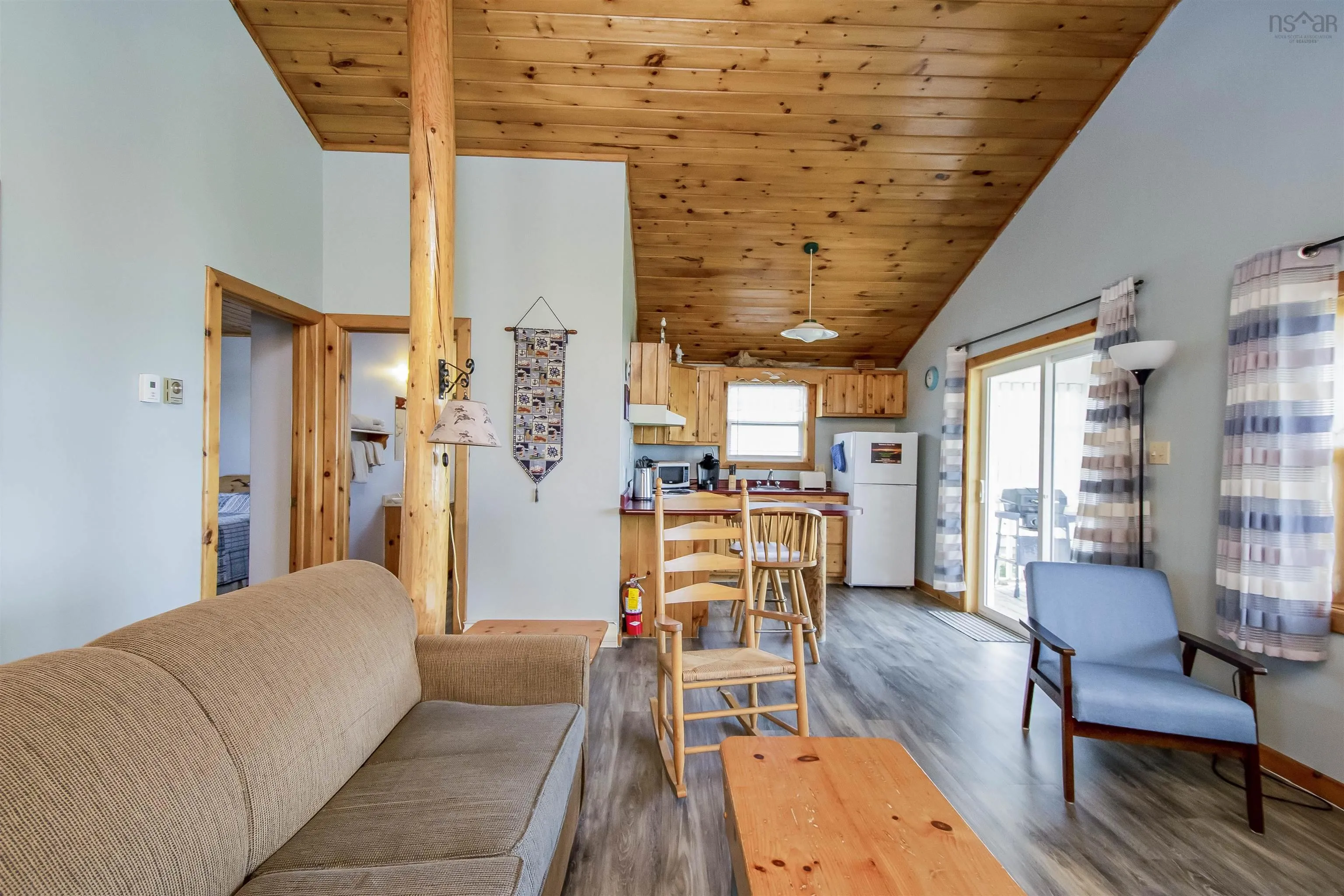 1 Gull Rock Road, Lockeport Ns B0t 1l0, 12 Bedrooms Bedrooms, ,6 BathroomsBathrooms,Residential,For Sale,Gull Rock,202500655