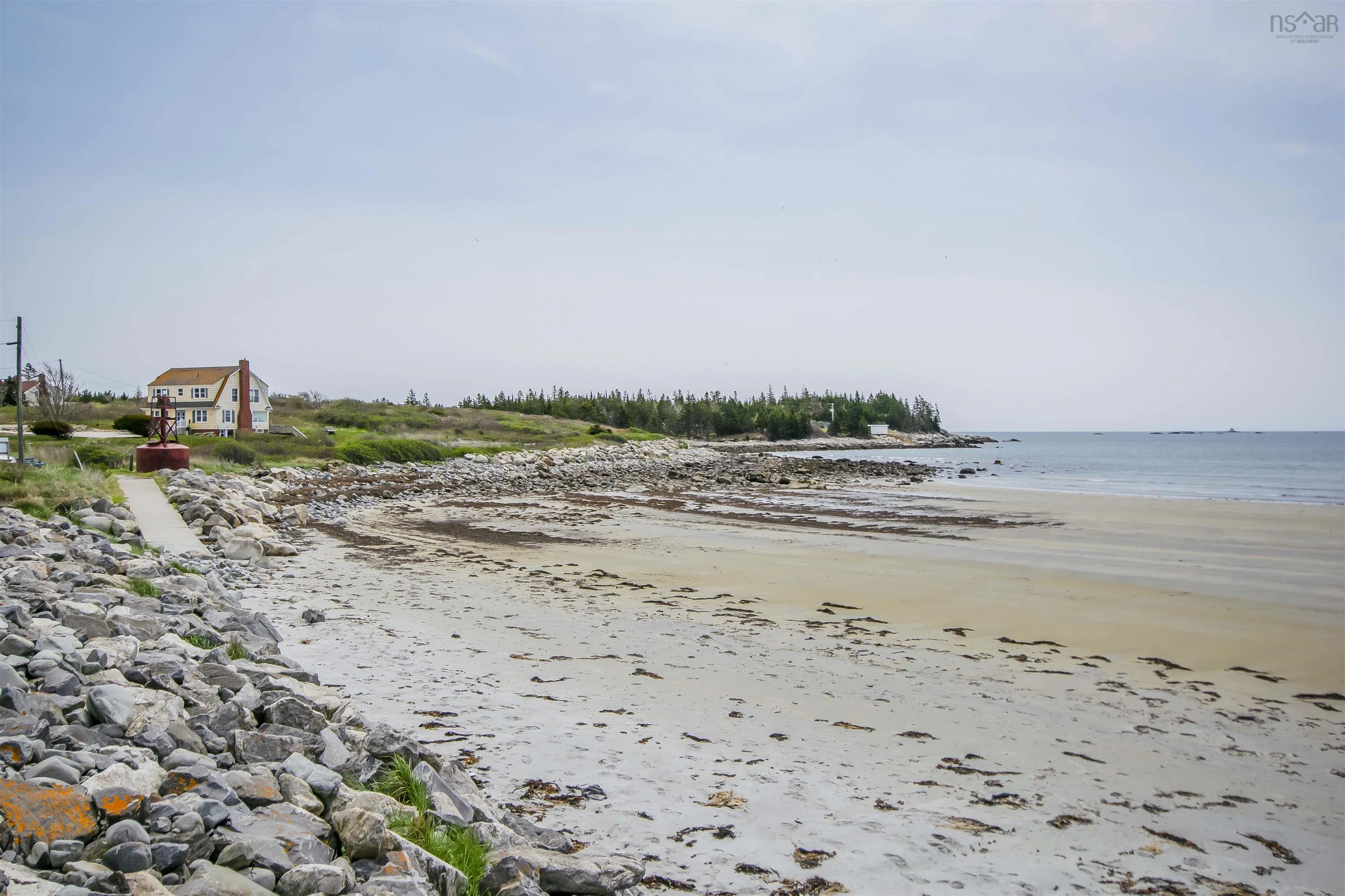 1 Gull Rock Road, Lockeport Ns B0t 1l0, 12 Bedrooms Bedrooms, ,6 BathroomsBathrooms,Residential,For Sale,Gull Rock,202500655