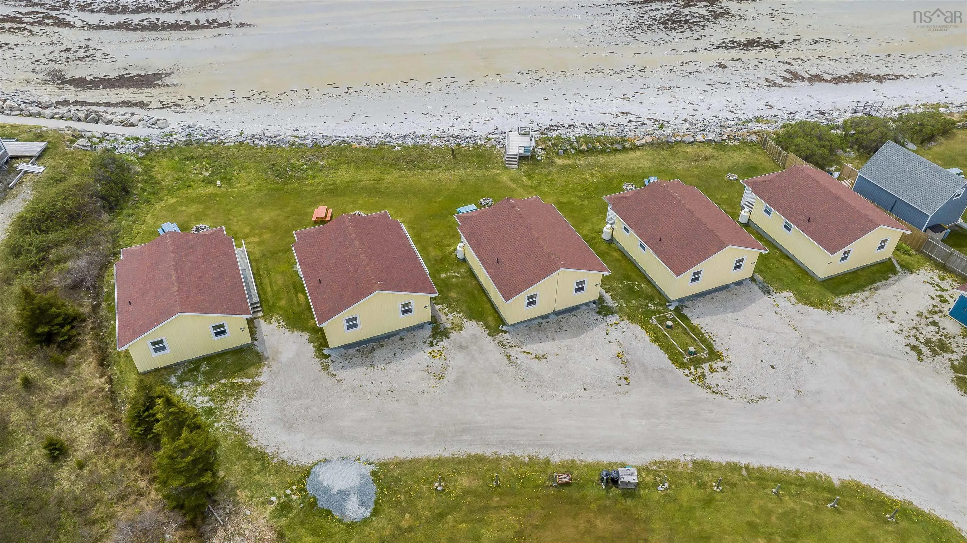 1 Gull Rock Road, Lockeport Ns B0t 1l0, 12 Bedrooms Bedrooms, ,6 BathroomsBathrooms,Residential,For Sale,Gull Rock,202500655