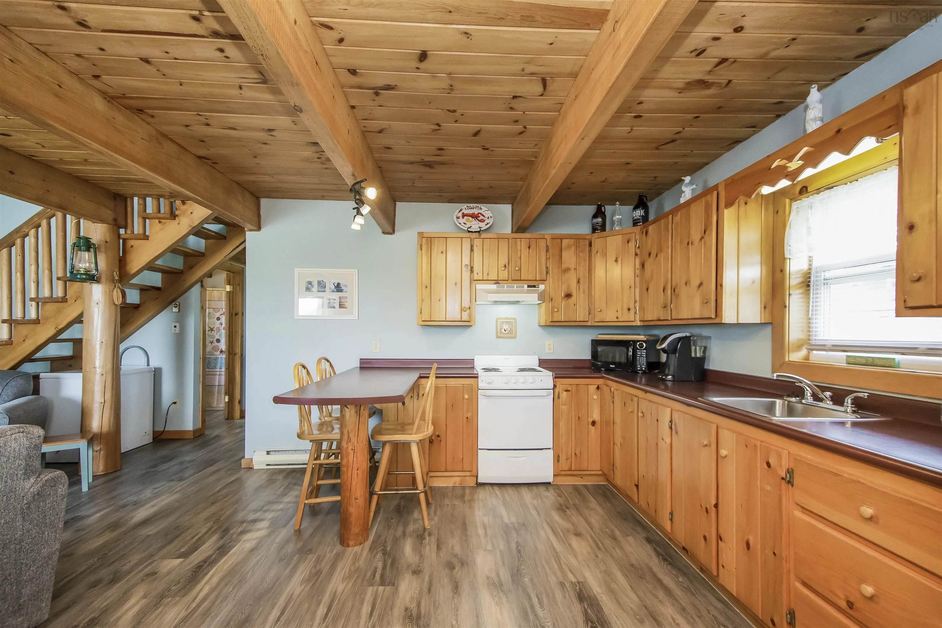 1 Gull Rock Road, Lockeport Ns B0t 1l0, 12 Bedrooms Bedrooms, ,6 BathroomsBathrooms,Residential,For Sale,Gull Rock,202500655