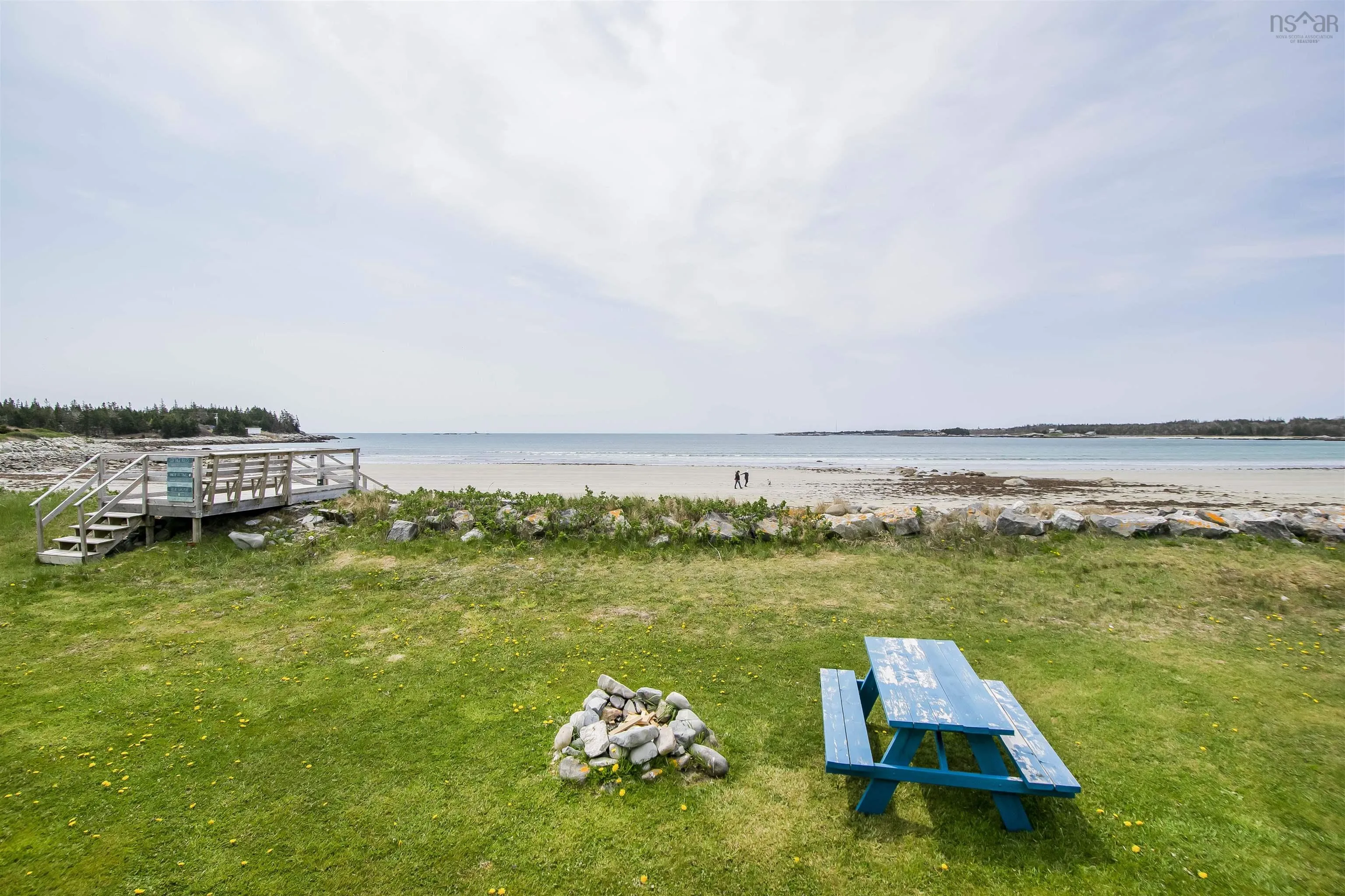 1 Gull Rock Road, Lockeport Ns B0t 1l0, 12 Bedrooms Bedrooms, ,6 BathroomsBathrooms,Residential,For Sale,Gull Rock,202500655