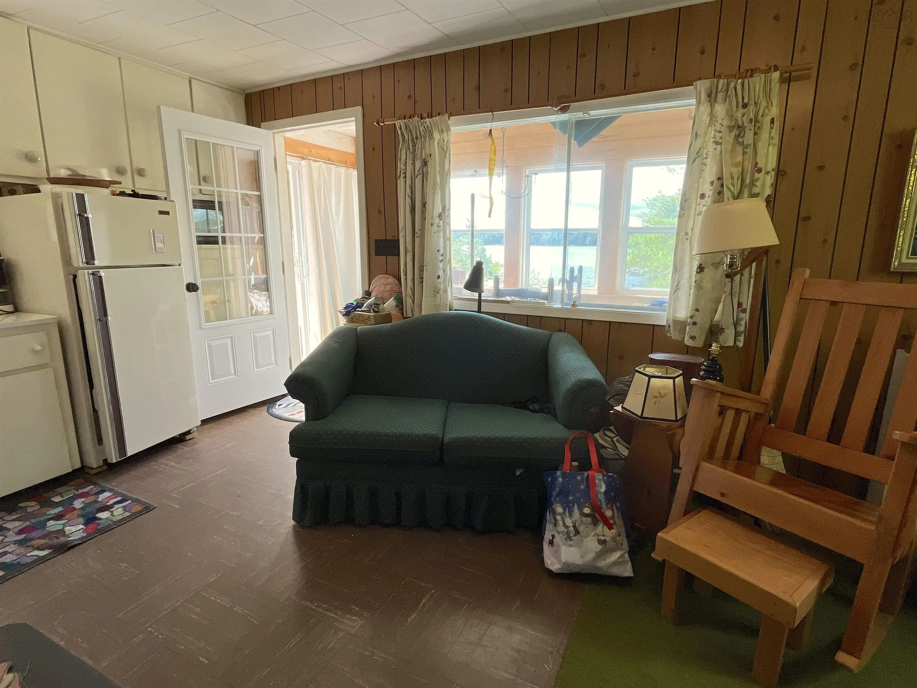 749 Dauphinees Mill Lake Road, Hubbards, NS B0J 1T0, 2 Bedrooms Bedrooms, ,1 BathroomBathrooms,Residential,For Sale,Dauphinees Mill Lake,202523317