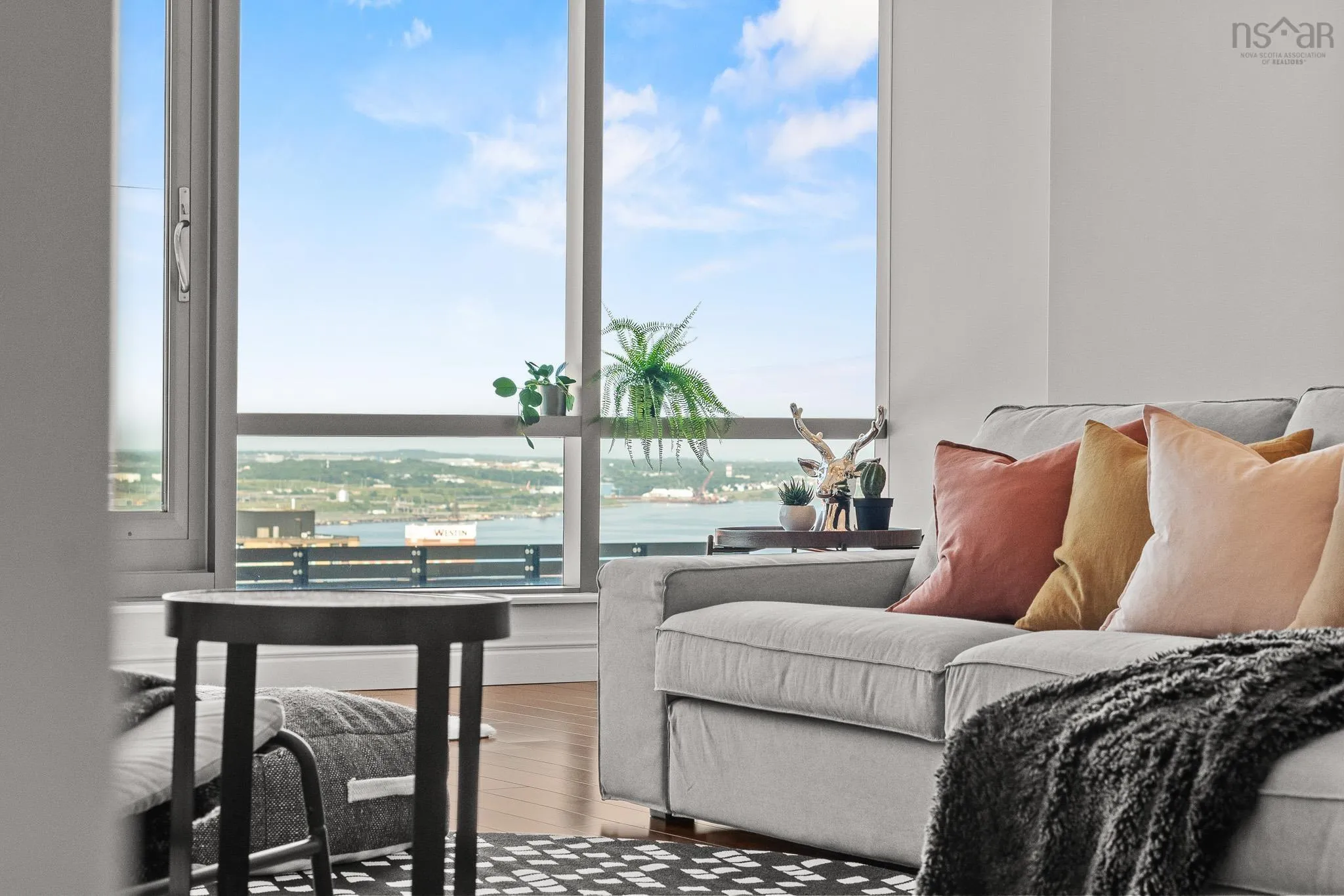 1703-1445 South Park Street, Halifax, NS B3J 0B6, 2 Bedrooms Bedrooms, ,2 BathroomsBathrooms,Residential,For Sale,South Park,202517963