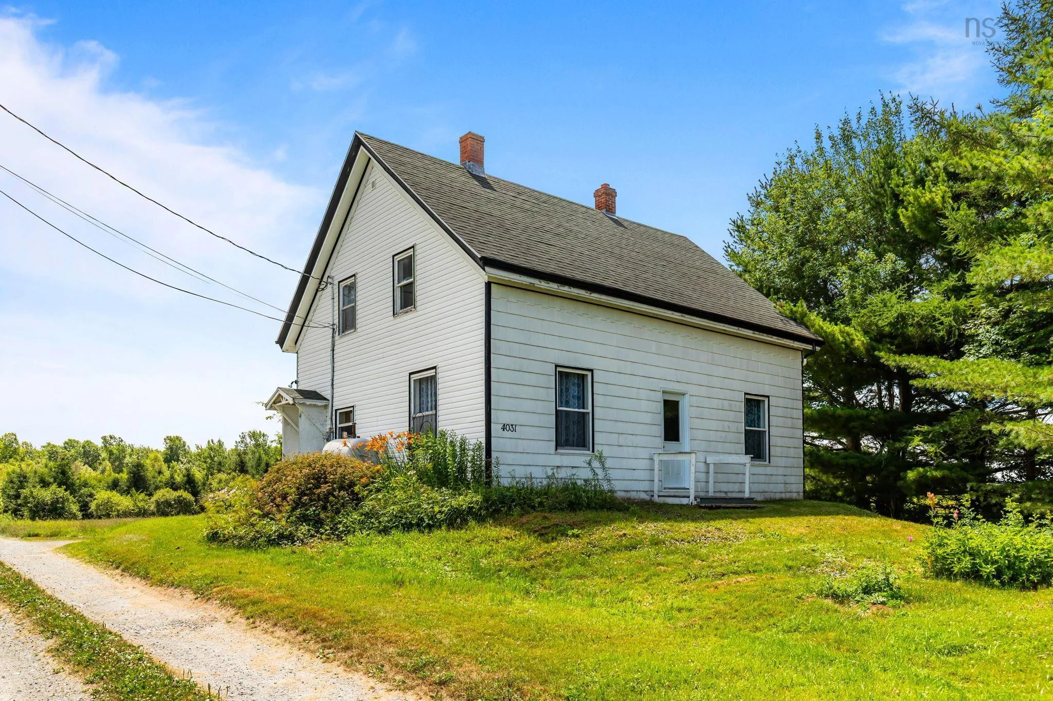 4031 215 Highway, Lower Burlington, NS B0N 2A0, 5 Bedrooms Bedrooms, ,1 BathroomBathrooms,Residential,For Sale,215,202518270