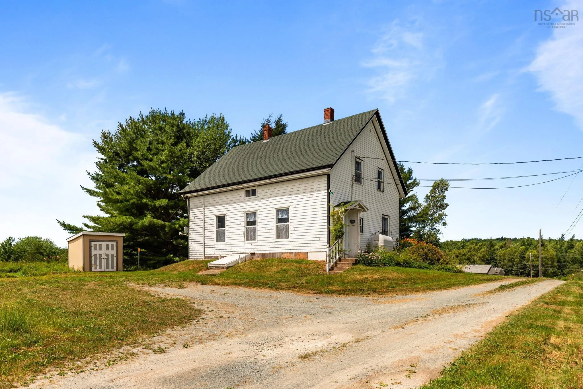 4031 215 Highway, Lower Burlington, NS B0N 2A0, 5 Bedrooms Bedrooms, ,1 BathroomBathrooms,Residential,For Sale,215,202518270