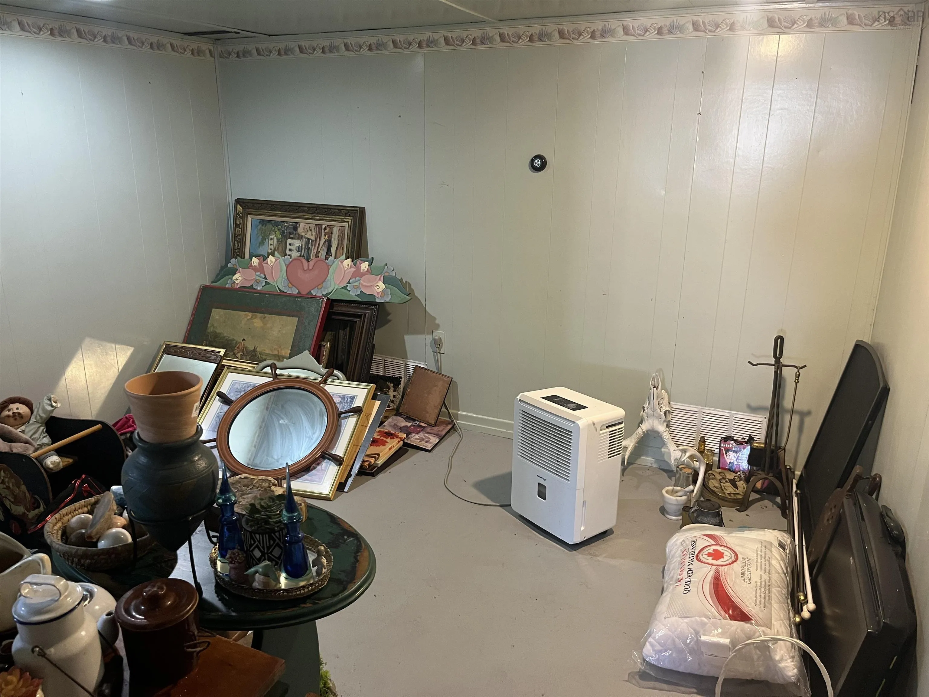 742 Donkin Highway, Donkin, NS B1A 6P1, 1 Bedroom Bedrooms, ,1 BathroomBathrooms,Residential,For Sale,Donkin,202520658
