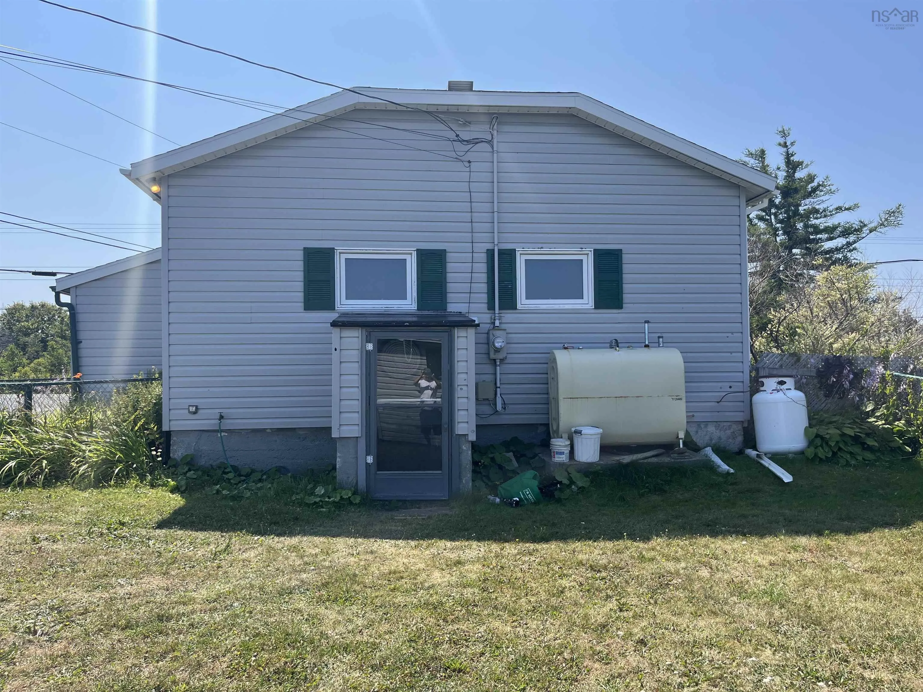 742 Donkin Highway, Donkin, NS B1A 6P1, 1 Bedroom Bedrooms, ,1 BathroomBathrooms,Residential,For Sale,Donkin,202520658
