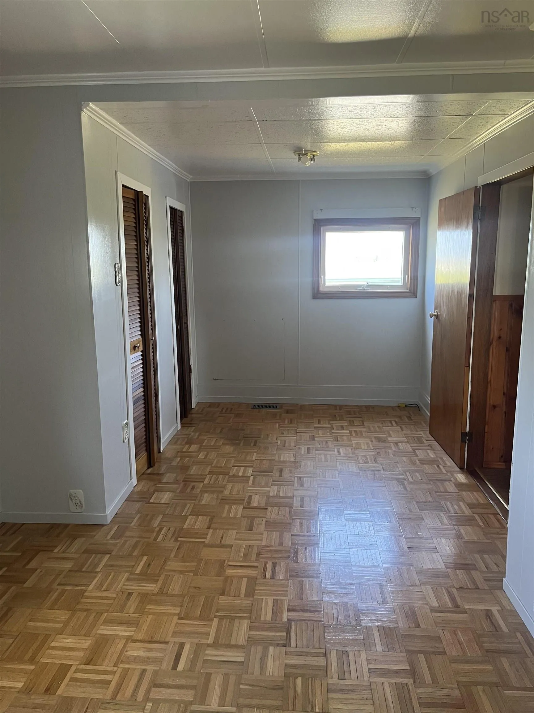 742 Donkin Highway, Donkin, NS B1A 6P1, 1 Bedroom Bedrooms, ,1 BathroomBathrooms,Residential,For Sale,Donkin,202520658