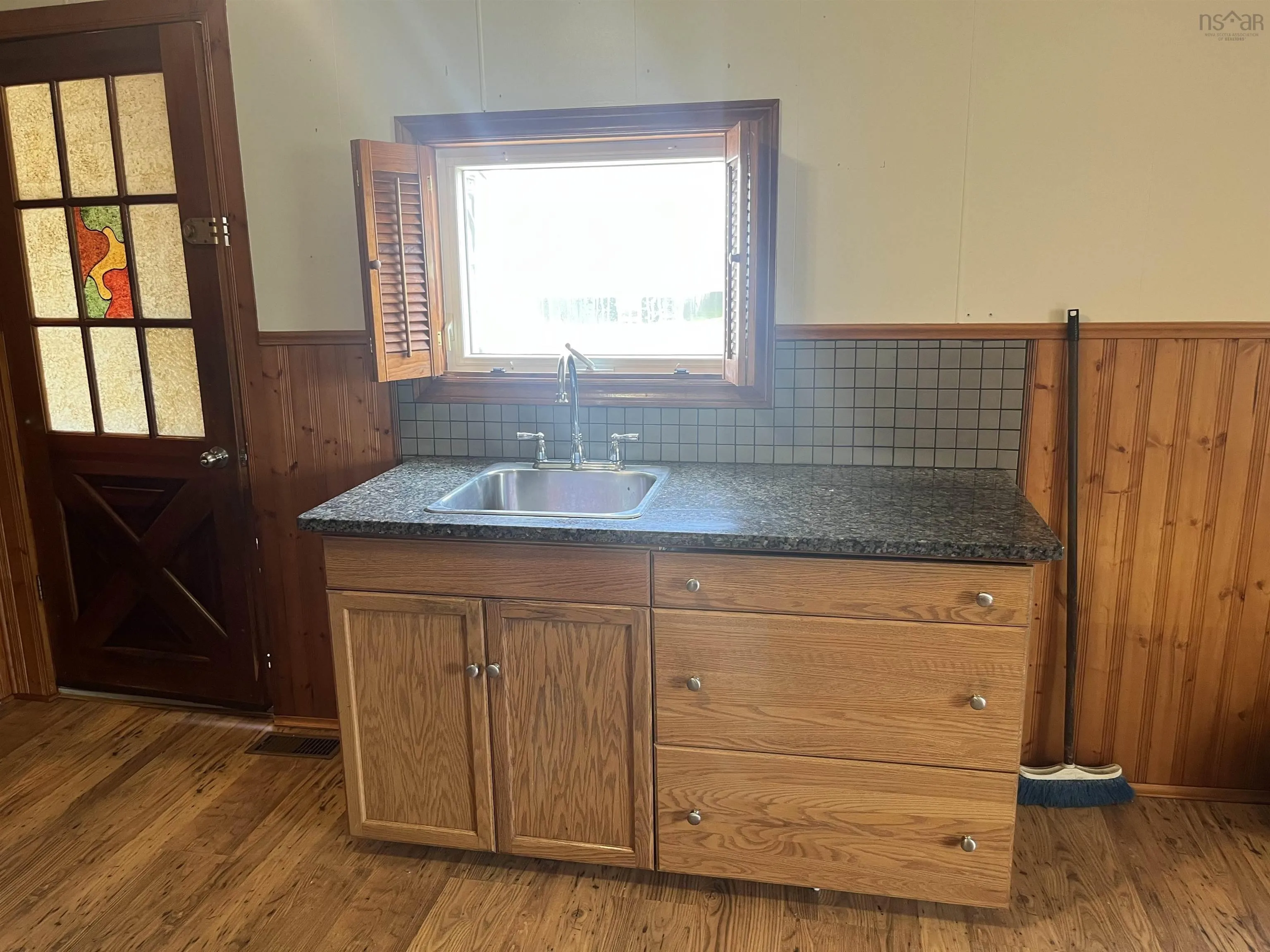 742 Donkin Highway, Donkin, NS B1A 6P1, 1 Bedroom Bedrooms, ,1 BathroomBathrooms,Residential,For Sale,Donkin,202520658