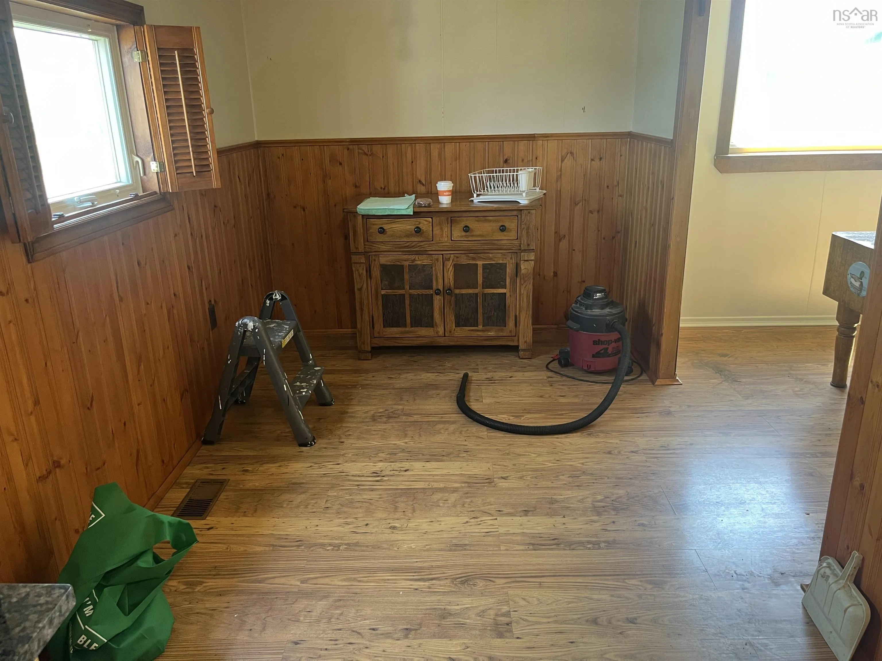 742 Donkin Highway, Donkin, NS B1A 6P1, 1 Bedroom Bedrooms, ,1 BathroomBathrooms,Residential,For Sale,Donkin,202520658