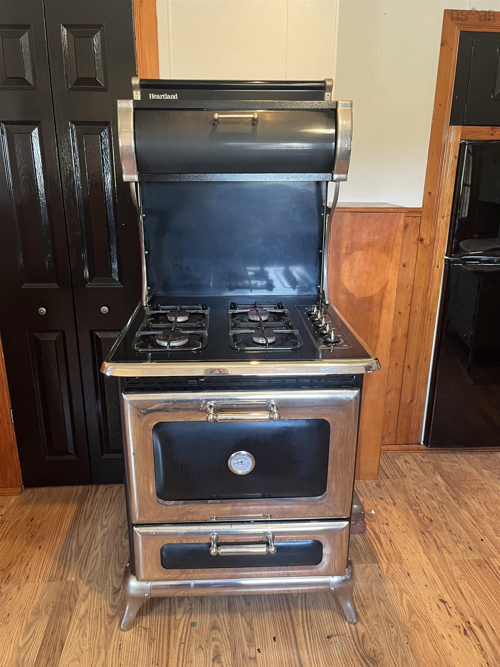 742 Donkin Highway, Donkin, NS B1A 6P1, 1 Bedroom Bedrooms, ,1 BathroomBathrooms,Residential,For Sale,Donkin,202520658