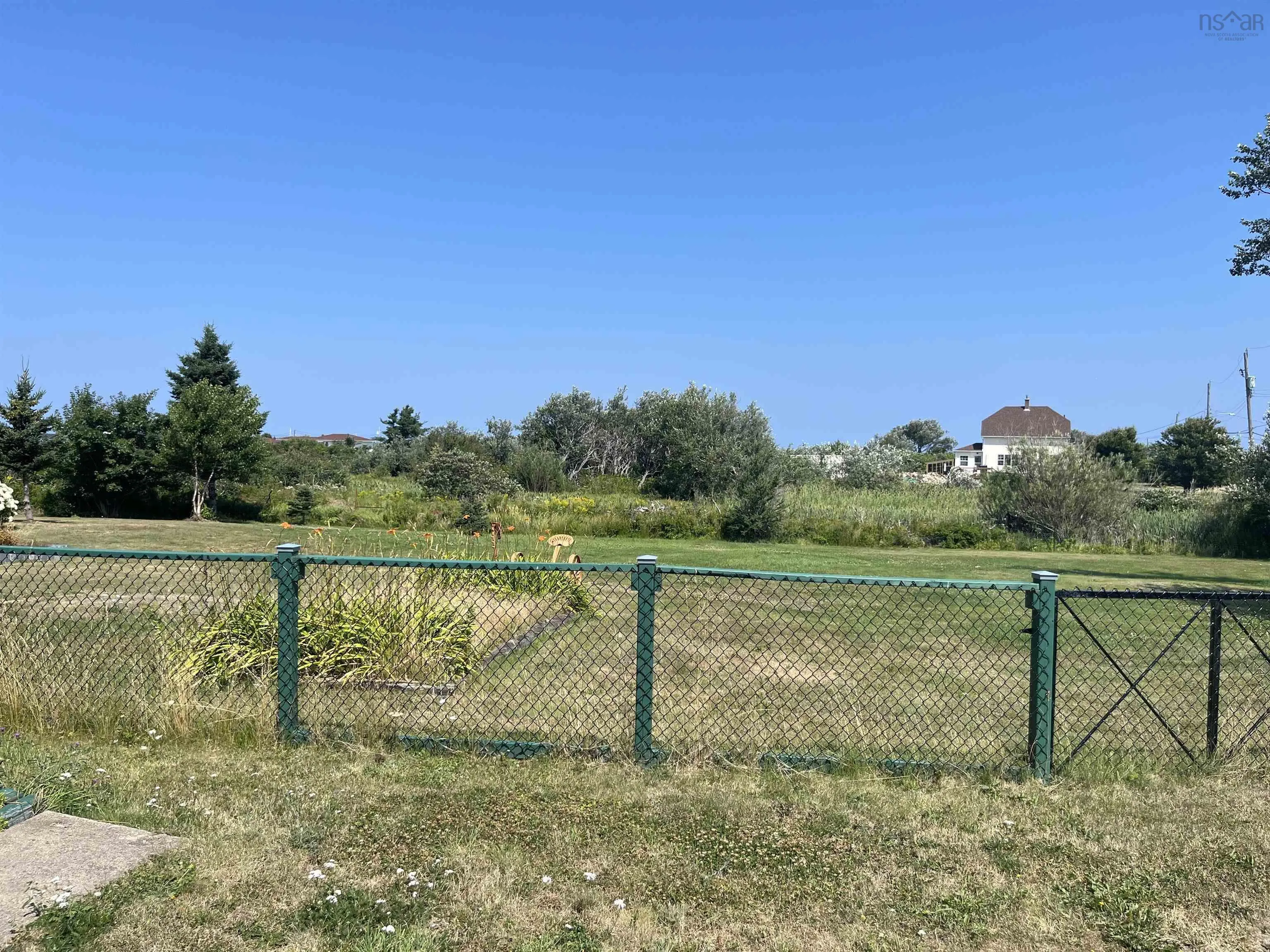 742 Donkin Highway, Donkin, NS B1A 6P1, 1 Bedroom Bedrooms, ,1 BathroomBathrooms,Residential,For Sale,Donkin,202520658