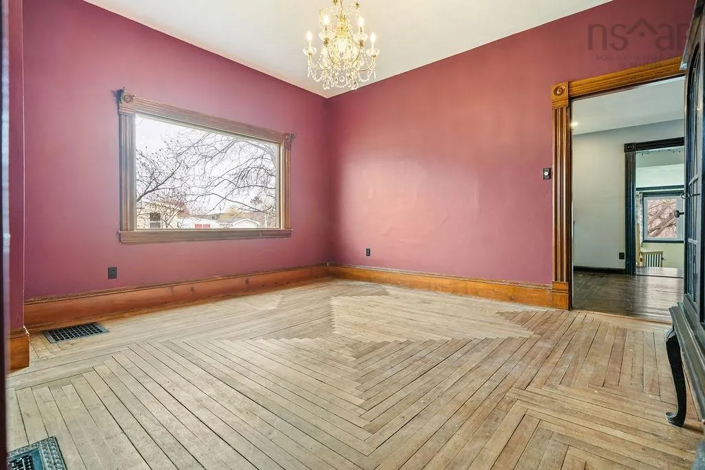 472 Main Street, Parrsboro Ns B0m 1s0, 5 Bedrooms Bedrooms, ,2 BathroomsBathrooms,Residential,For Sale,Main,202502226