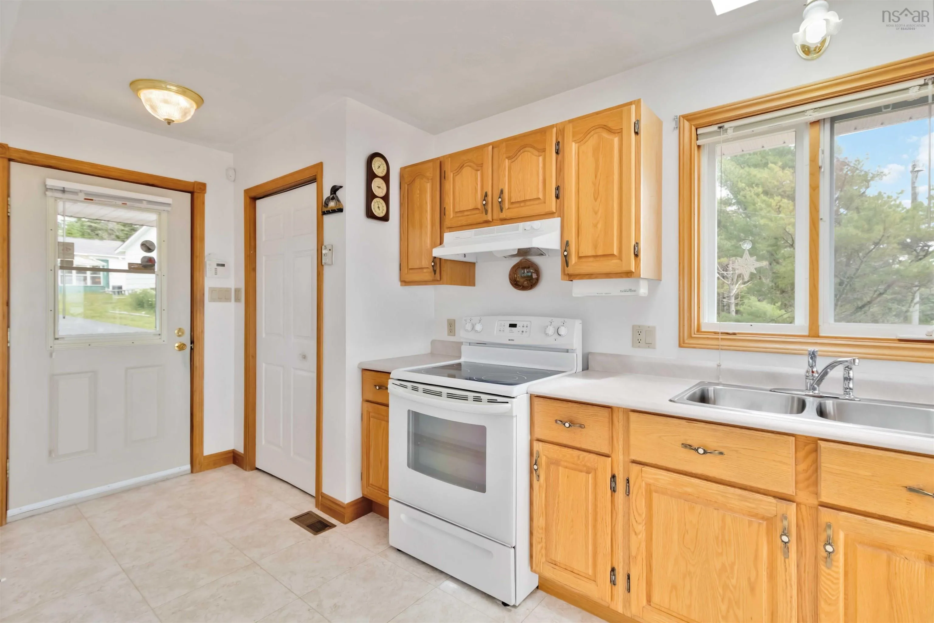 16353 Highway 7, Pleasant Harbour, NS B0J 3J0, 3 Bedrooms Bedrooms, ,2 BathroomsBathrooms,Residential,For Sale,Highway 7,202516826