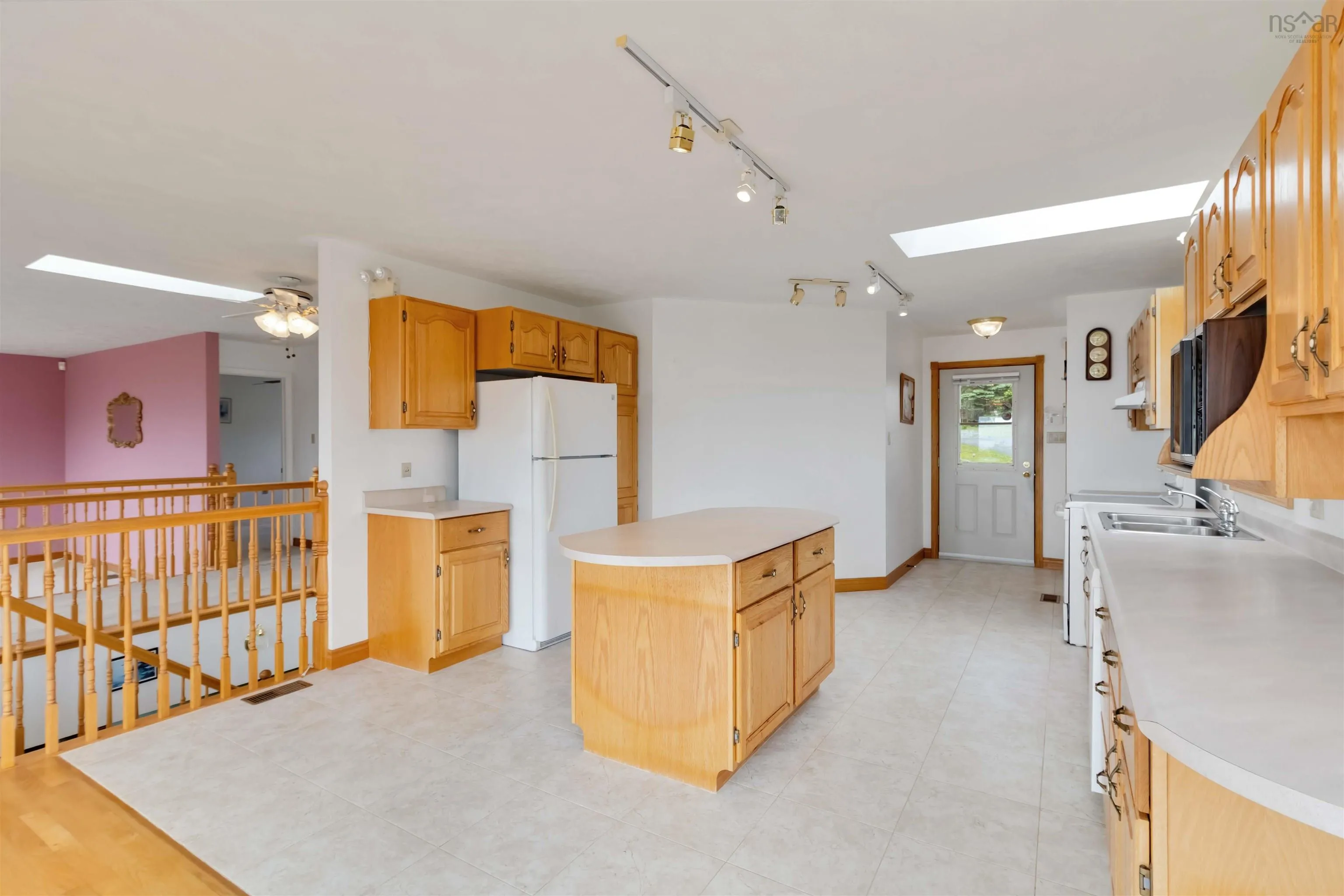 16353 Highway 7, Pleasant Harbour, NS B0J 3J0, 3 Bedrooms Bedrooms, ,2 BathroomsBathrooms,Residential,For Sale,Highway 7,202516826