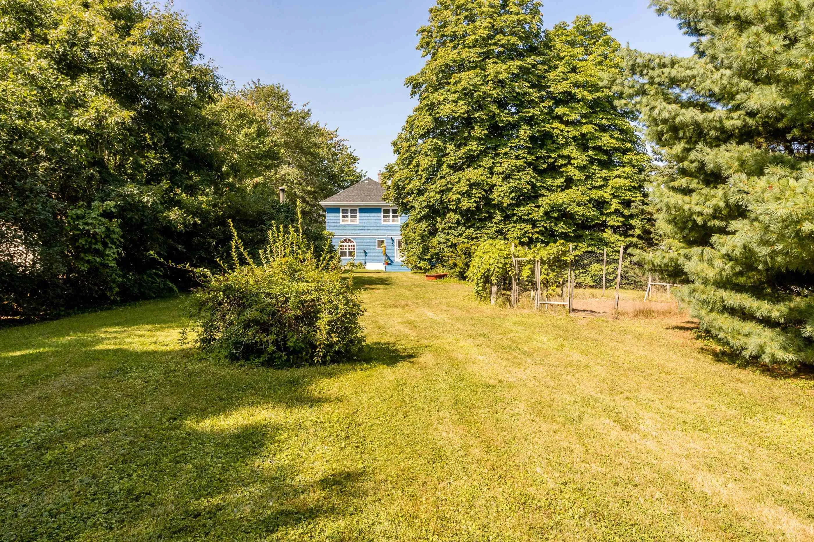 335 Bridge Street, Kentville, NS B4N 2G6, 3 Bedrooms Bedrooms, ,1 BathroomBathrooms,Residential,For Sale,Bridge,202525483