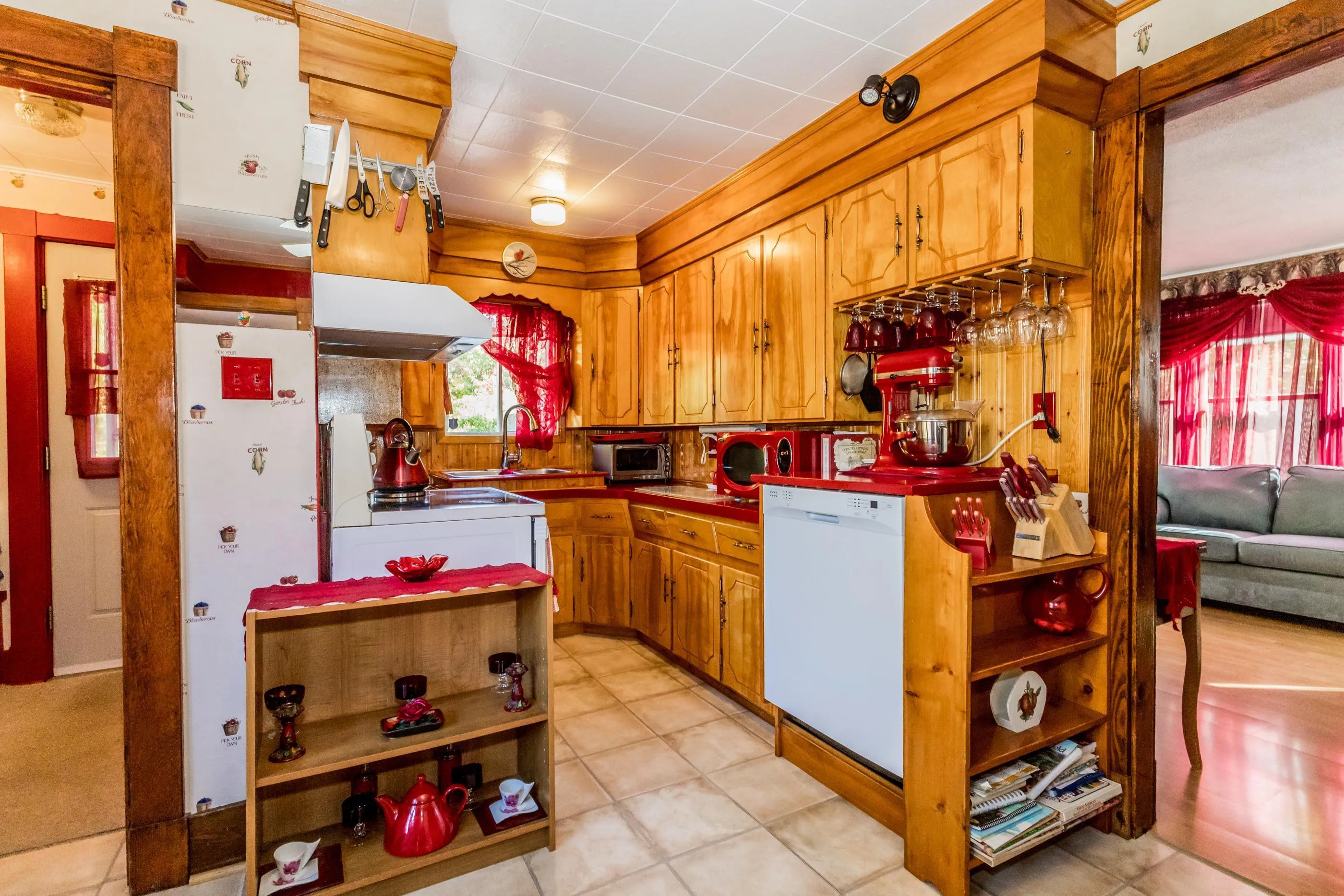 335 Bridge Street, Kentville, NS B4N 2G6, 3 Bedrooms Bedrooms, ,1 BathroomBathrooms,Residential,For Sale,Bridge,202525483
