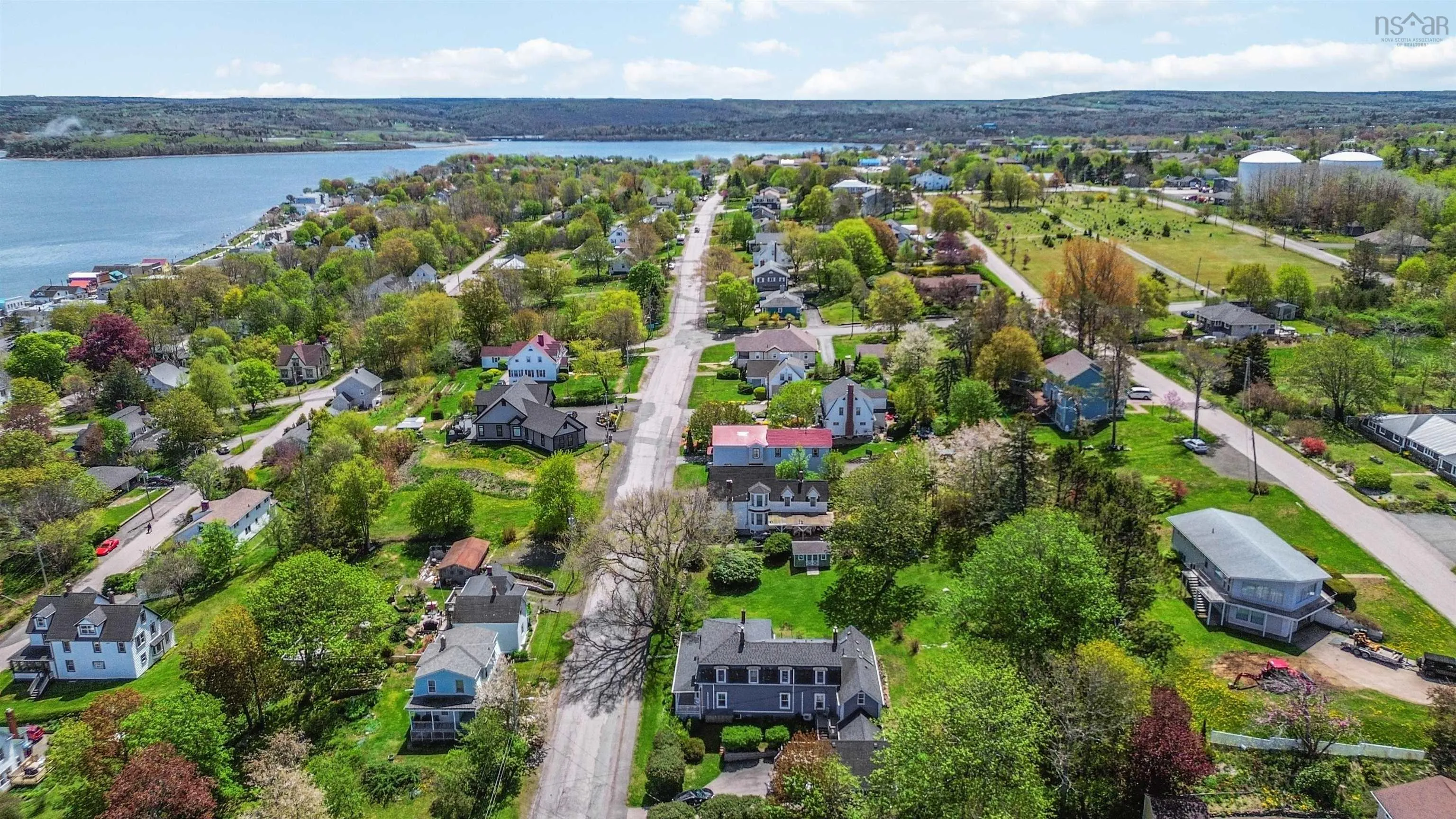 189 King Street, Digby, NS B0V 1A0, 4 Bedrooms Bedrooms, ,2 BathroomsBathrooms,Residential,For Sale,King,202511922