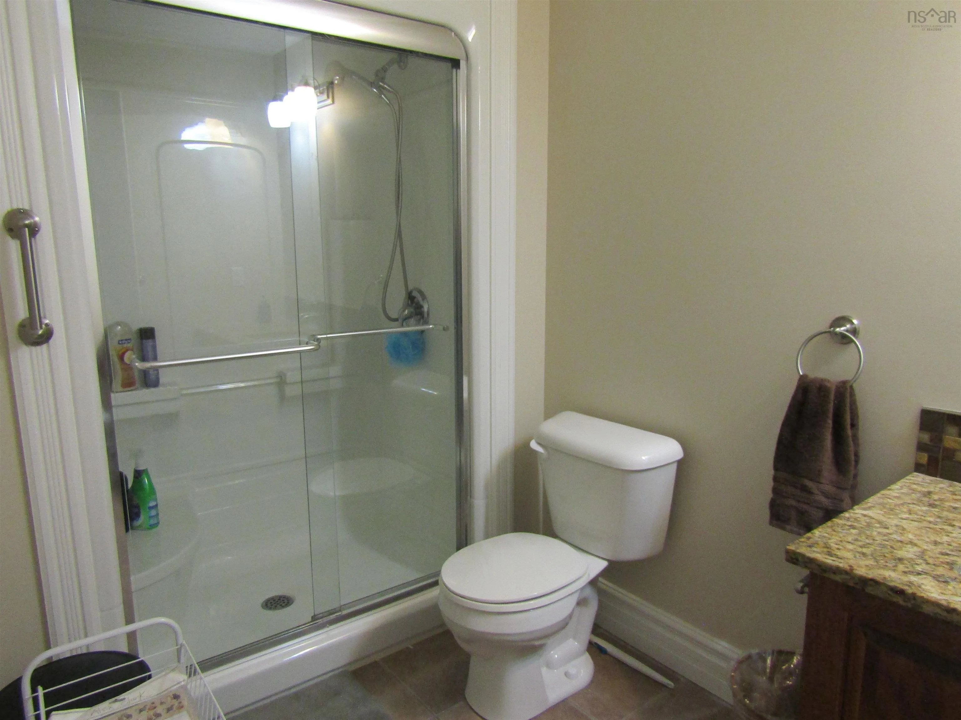 87 Pebblecreek Crescent, Dartmouth, NS B2W 0J9, 2 Bedrooms Bedrooms, ,2 BathroomsBathrooms,Residential,For Sale,Pebblecreek,202518932