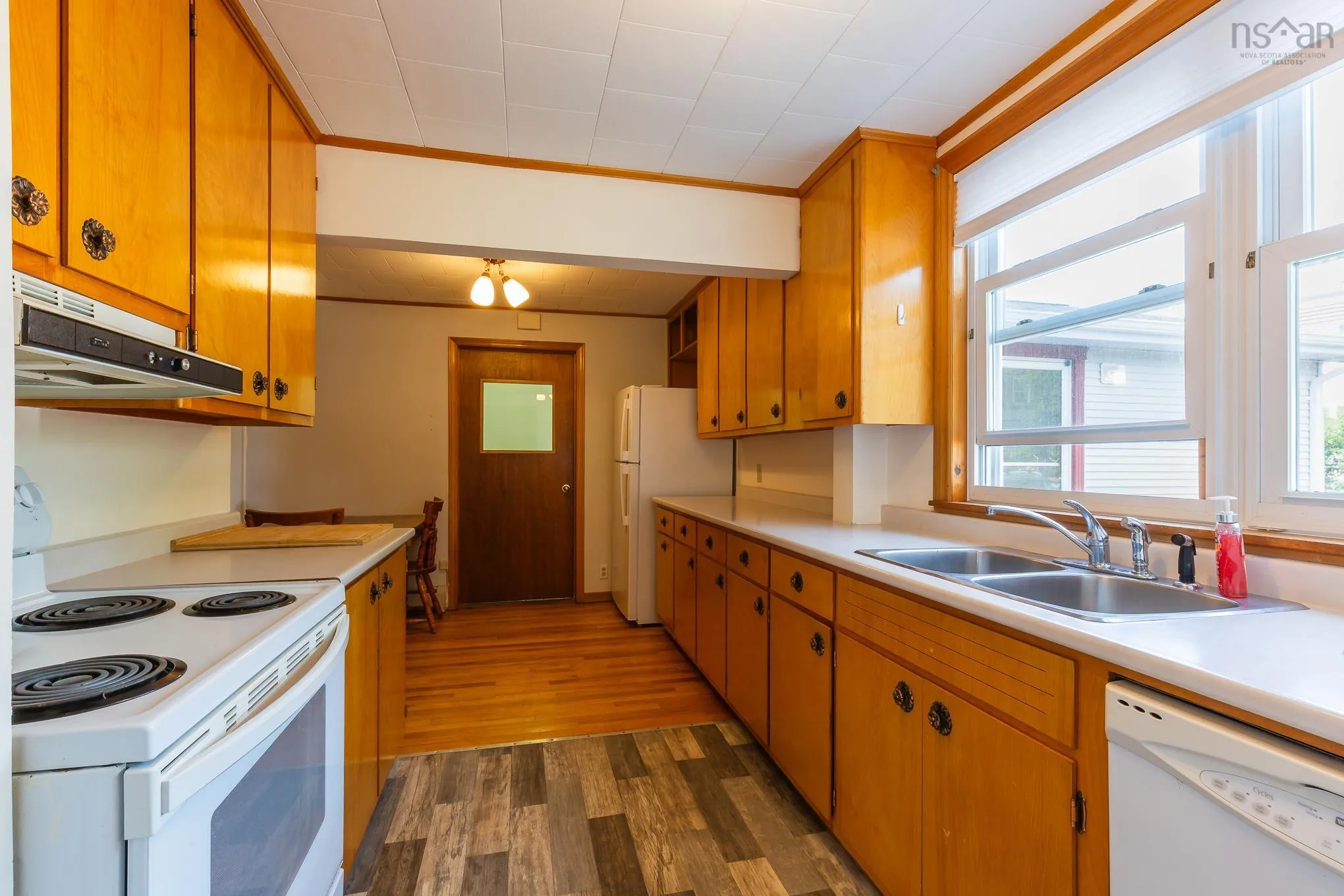 17 Pitt Street, Port Hawkesbury, NS B9A 2T2, 4 Bedrooms Bedrooms, ,2 BathroomsBathrooms,Residential,For Sale,Pitt,202520508