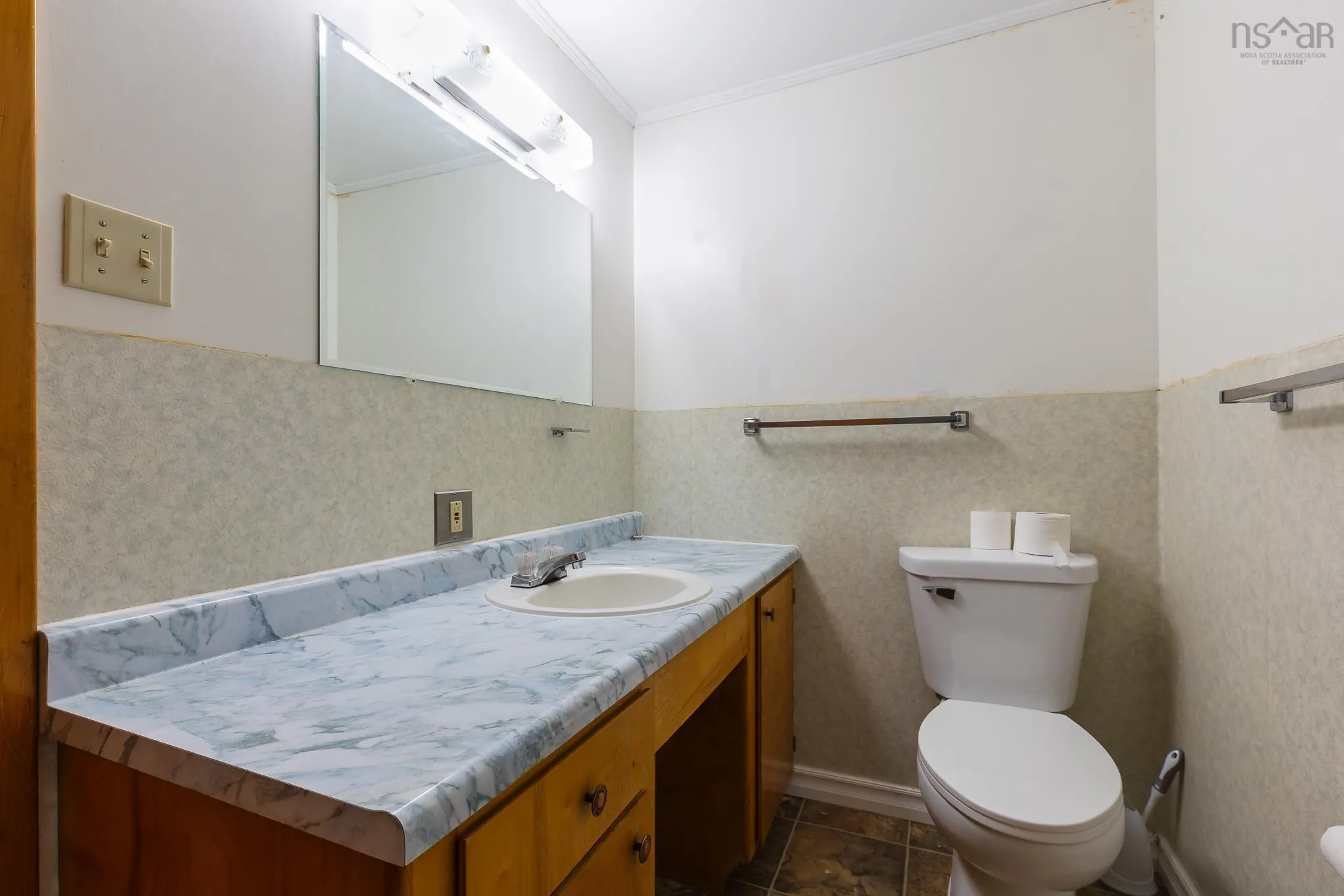 17 Pitt Street, Port Hawkesbury, NS B9A 2T2, 4 Bedrooms Bedrooms, ,2 BathroomsBathrooms,Residential,For Sale,Pitt,202520508