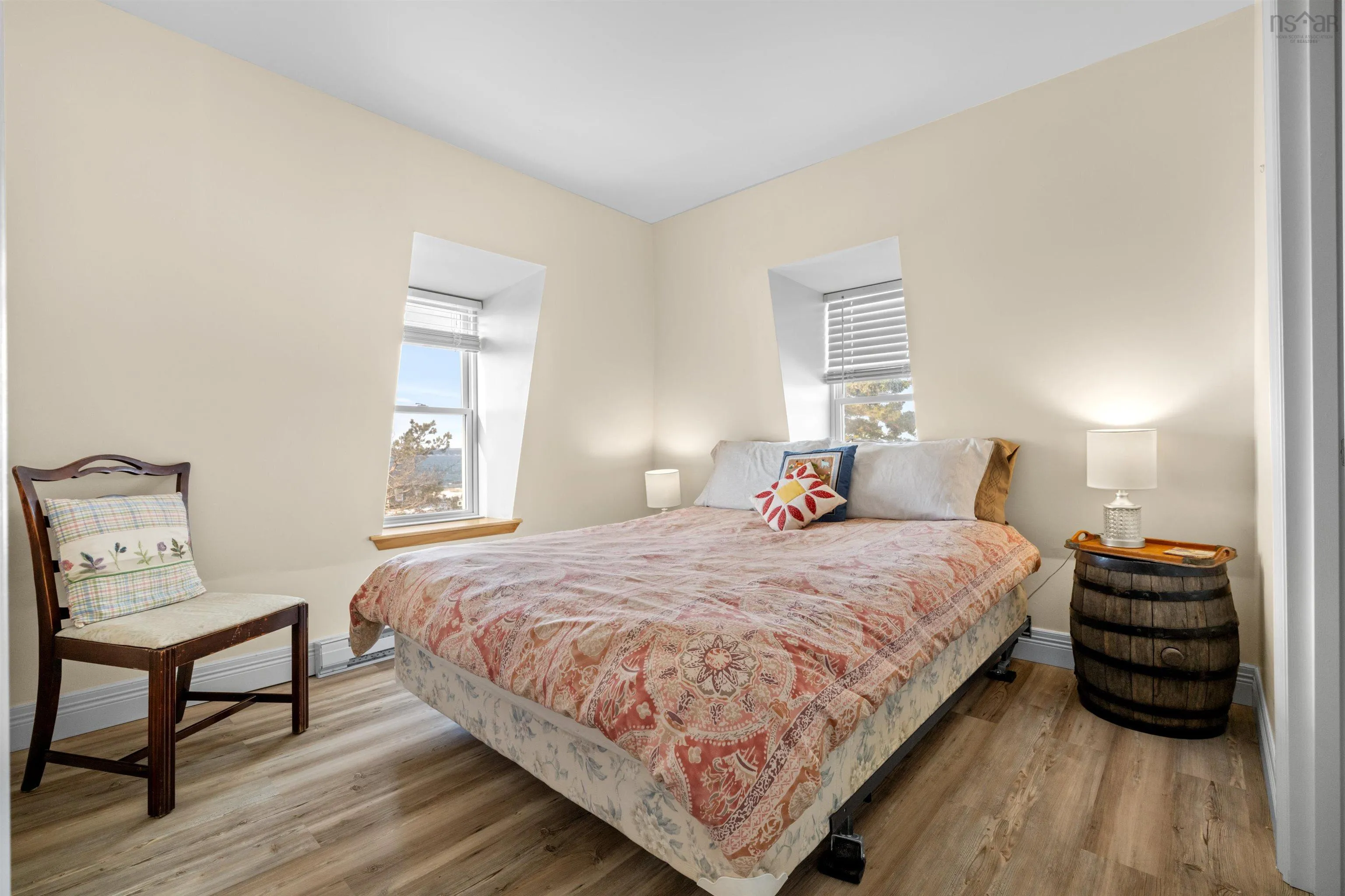 125 The Point Road, Blue Rocks, NS B0J 2C0, 2 Bedrooms Bedrooms, ,3 BathroomsBathrooms,Residential,For Sale,The Point,202521987