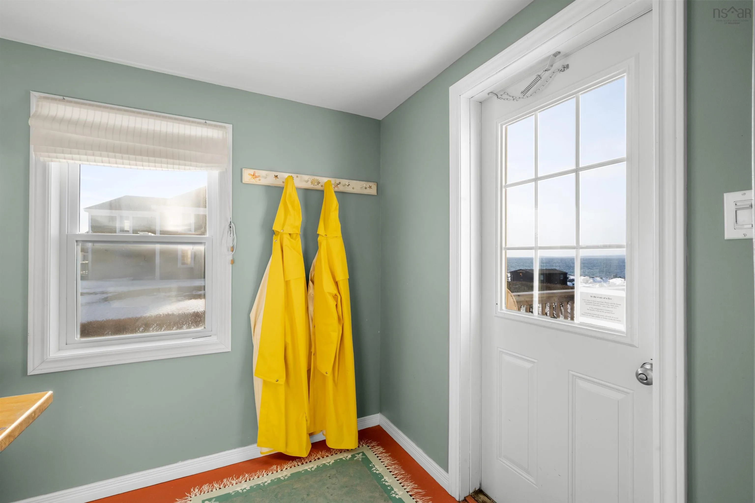 125 The Point Road, Blue Rocks, NS B0J 2C0, 2 Bedrooms Bedrooms, ,3 BathroomsBathrooms,Residential,For Sale,The Point,202521987