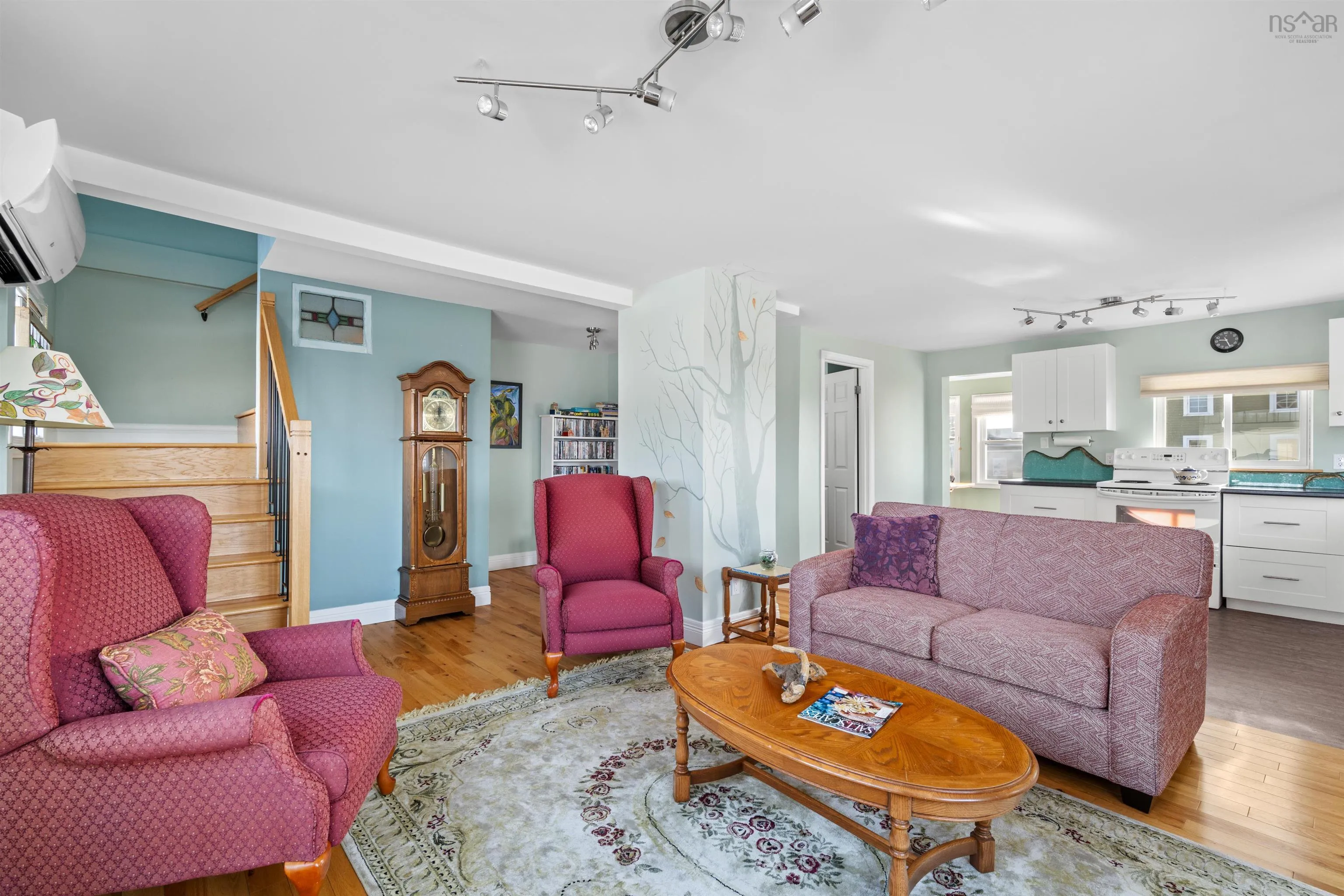 125 The Point Road, Blue Rocks, NS B0J 2C0, 2 Bedrooms Bedrooms, ,3 BathroomsBathrooms,Residential,For Sale,The Point,202521987