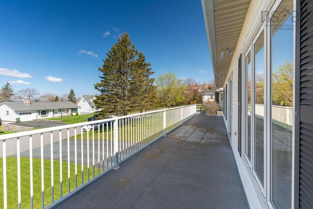 5 Alpine Drive, Portland Hills, NS B2W 1Z3, 5 Bedrooms Bedrooms, ,3 BathroomsBathrooms,Residential,For Sale,Alpine,202511212