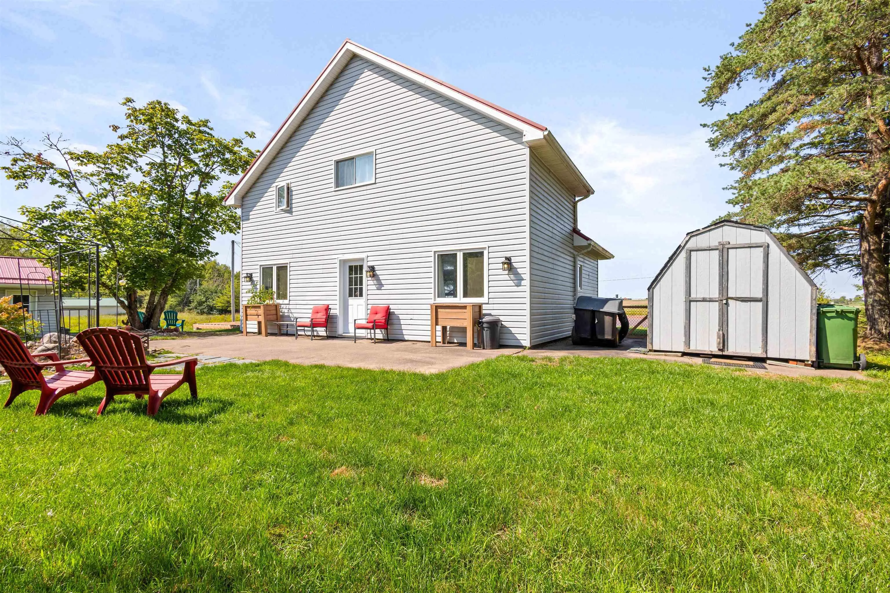 320 Main Street W, Stewiacke, NS B0N 2J0, 2 Bedrooms Bedrooms, ,2 BathroomsBathrooms,Residential,For Sale,Main,202522633