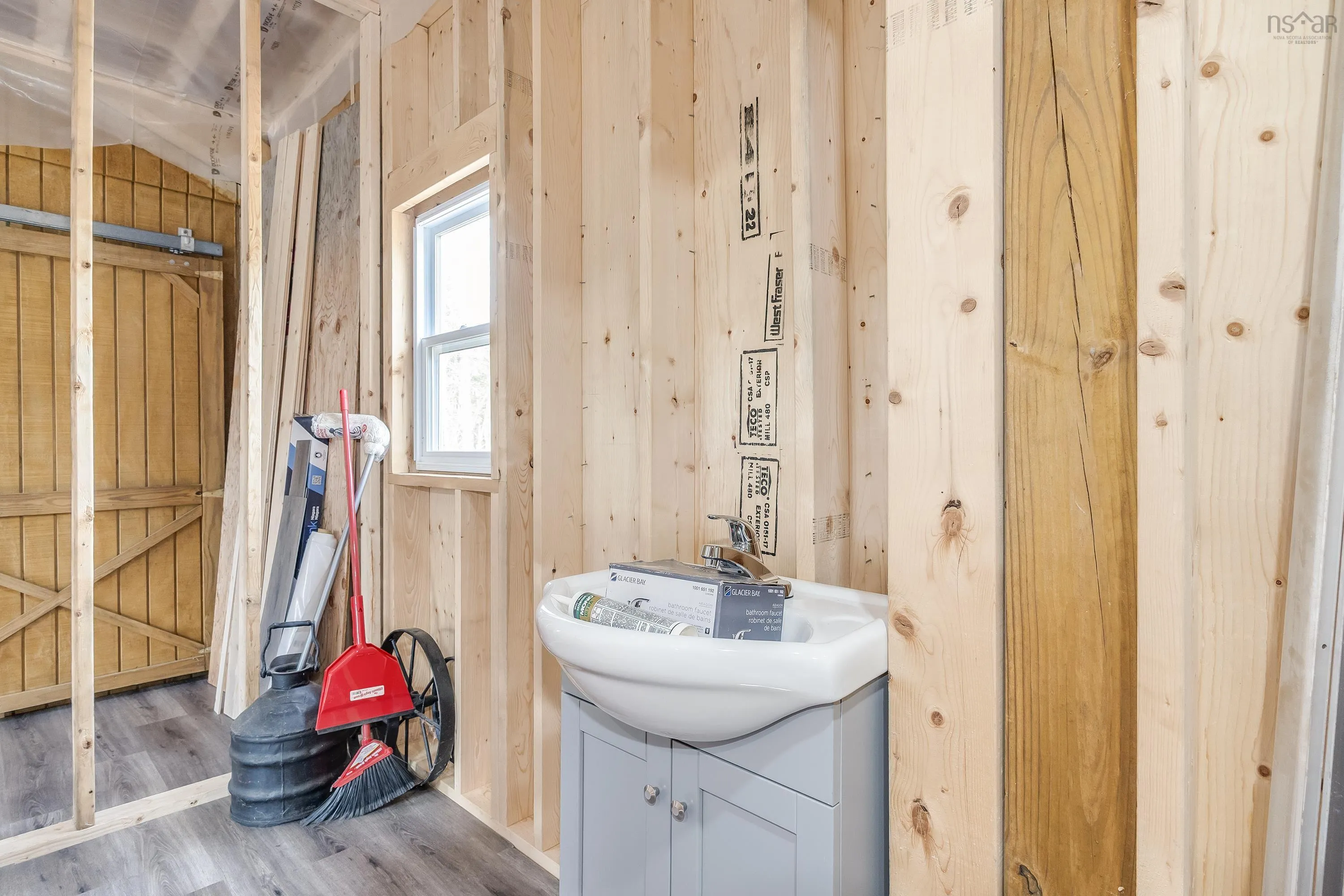 782 Waterloo Avenue, Waterloo Lake, NS B0S 1P0, 1 Bedroom Bedrooms, ,Residential,For Sale,Waterloo,202510934