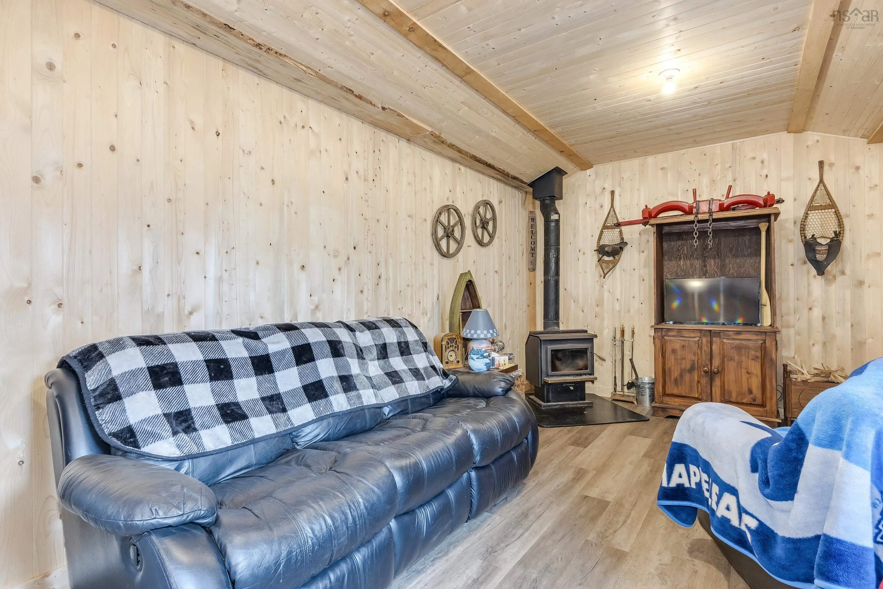 782 Waterloo Avenue, Waterloo Lake, NS B0S 1P0, 1 Bedroom Bedrooms, ,Residential,For Sale,Waterloo,202510934