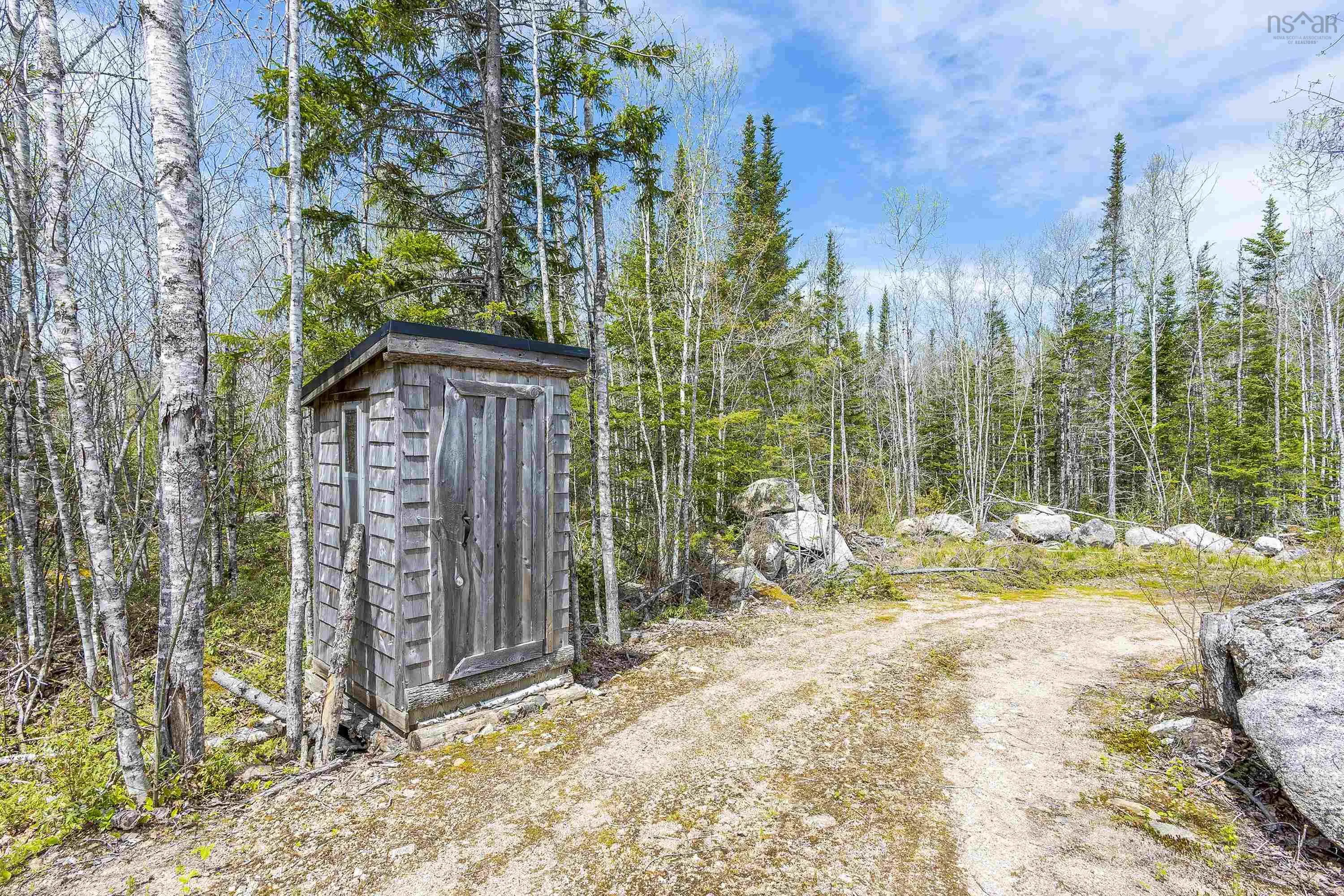 782 Waterloo Avenue, Waterloo Lake, NS B0S 1P0, 1 Bedroom Bedrooms, ,Residential,For Sale,Waterloo,202510934
