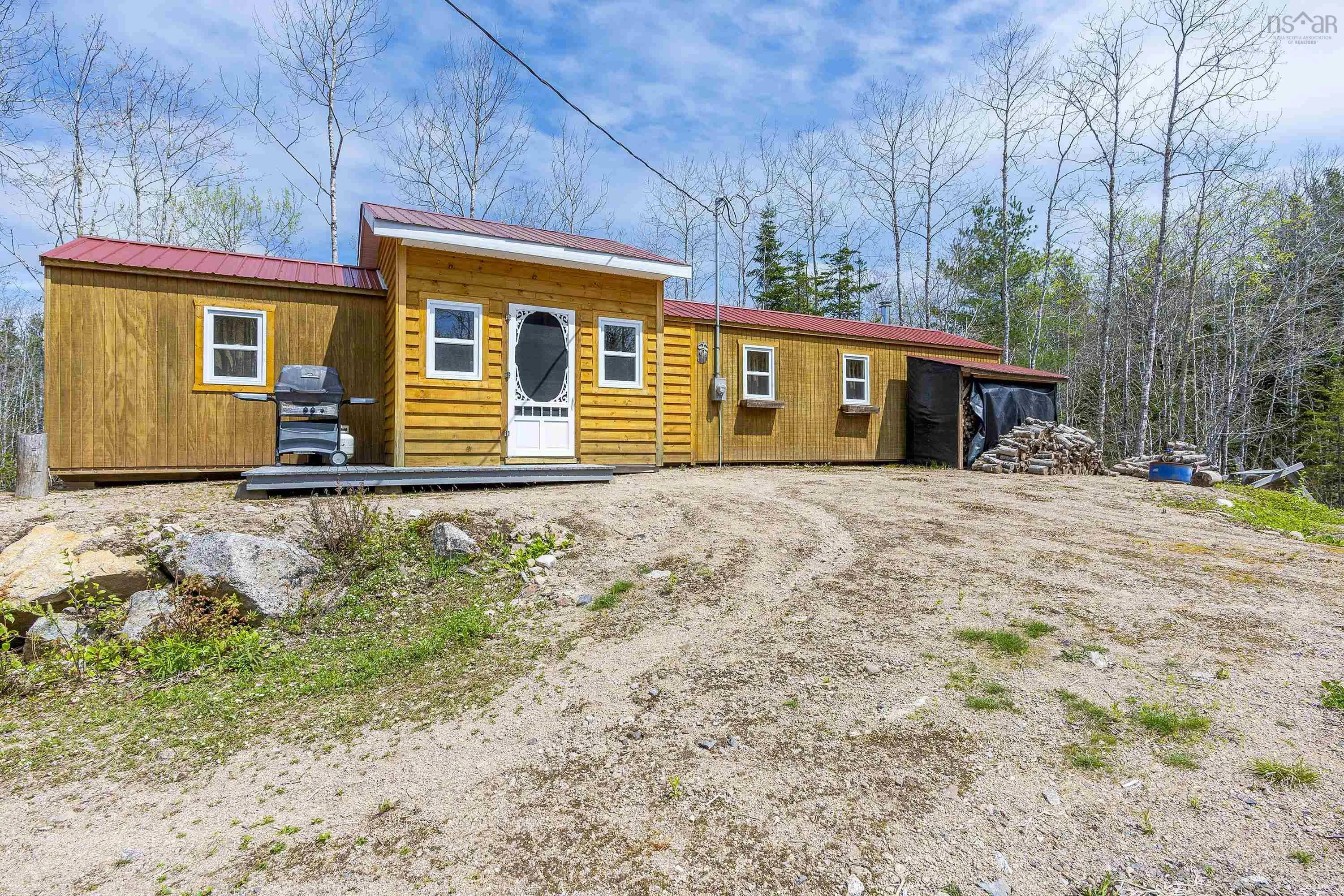 782 Waterloo Avenue, Waterloo Lake, NS B0S 1P0, 1 Bedroom Bedrooms, ,Residential,For Sale,Waterloo,202510934