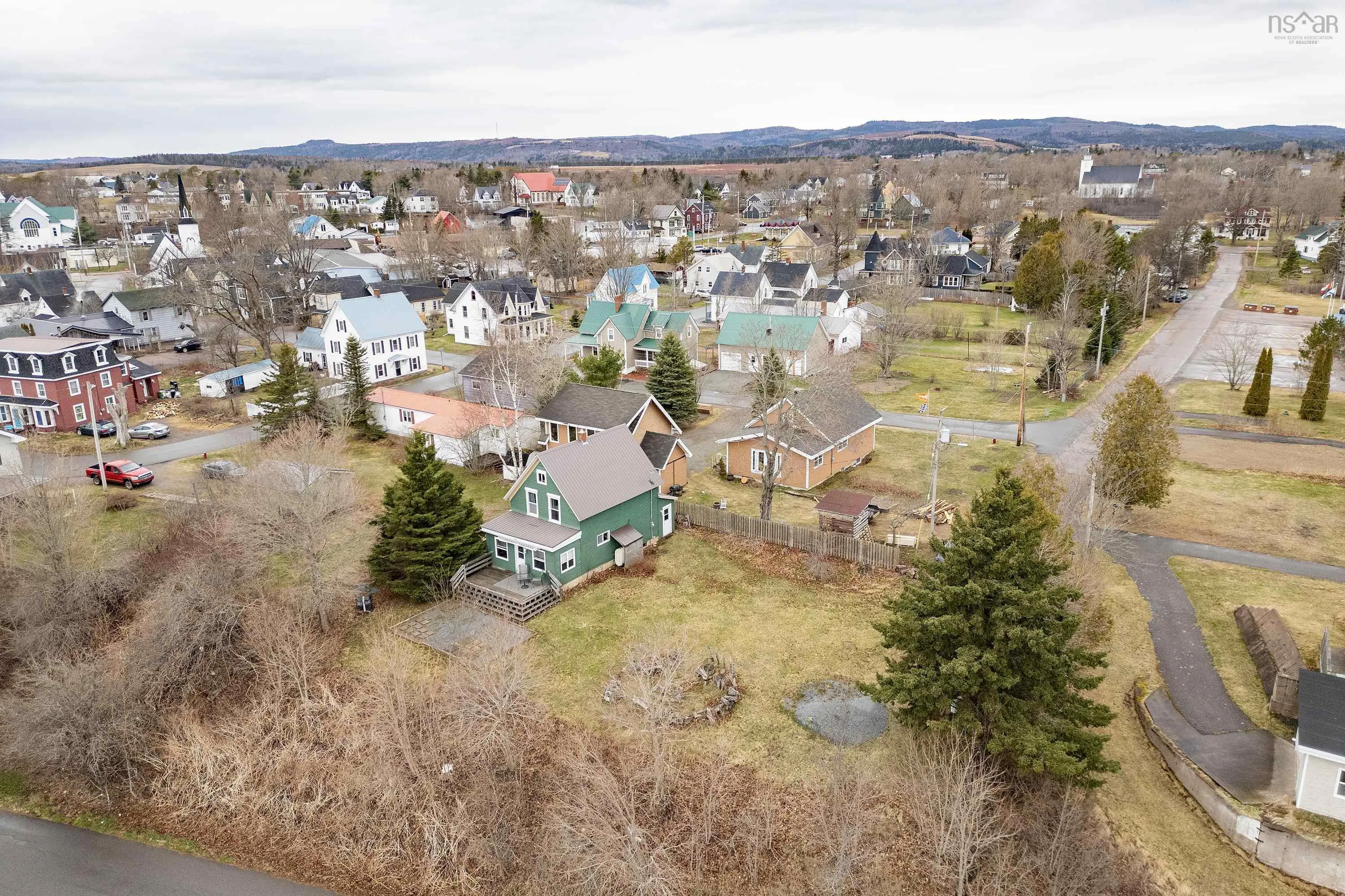 1 Moore Street, Parrsboro Ns B0m 1s0, 3 Bedrooms Bedrooms, ,1 BathroomBathrooms,Residential,For Sale,Moore,202508784