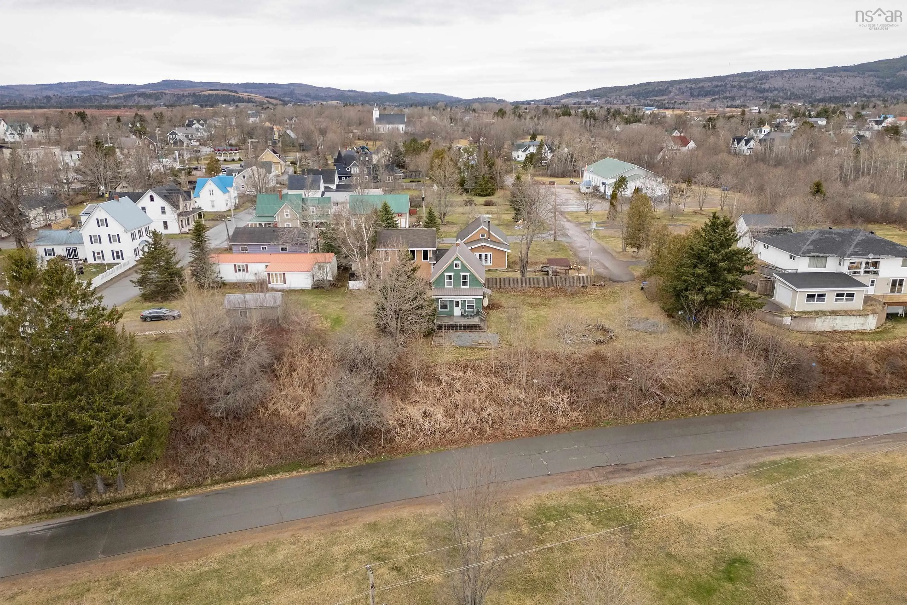 1 Moore Street, Parrsboro Ns B0m 1s0, 3 Bedrooms Bedrooms, ,1 BathroomBathrooms,Residential,For Sale,Moore,202508784