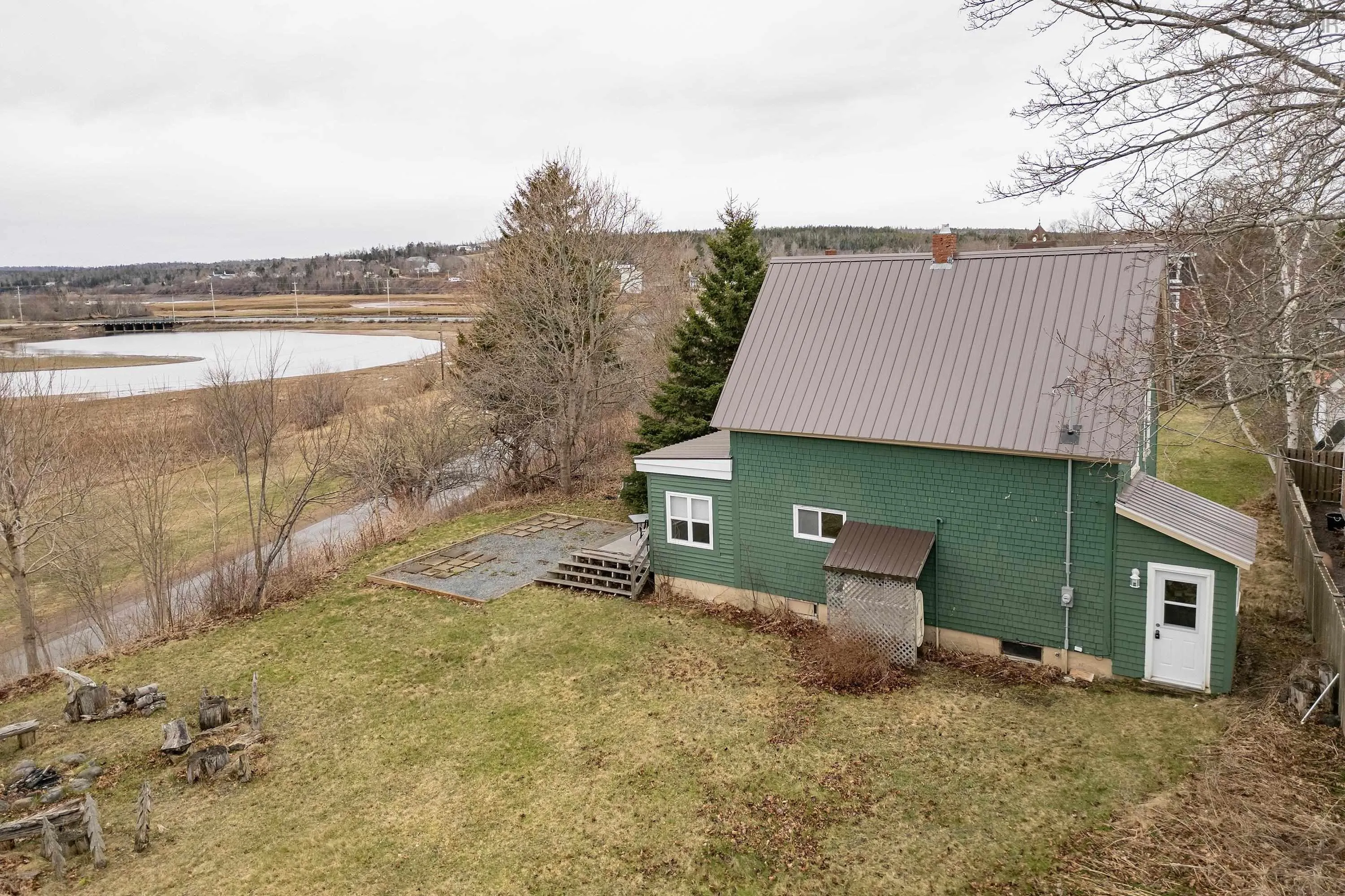 1 Moore Street, Parrsboro Ns B0m 1s0, 3 Bedrooms Bedrooms, ,1 BathroomBathrooms,Residential,For Sale,Moore,202508784