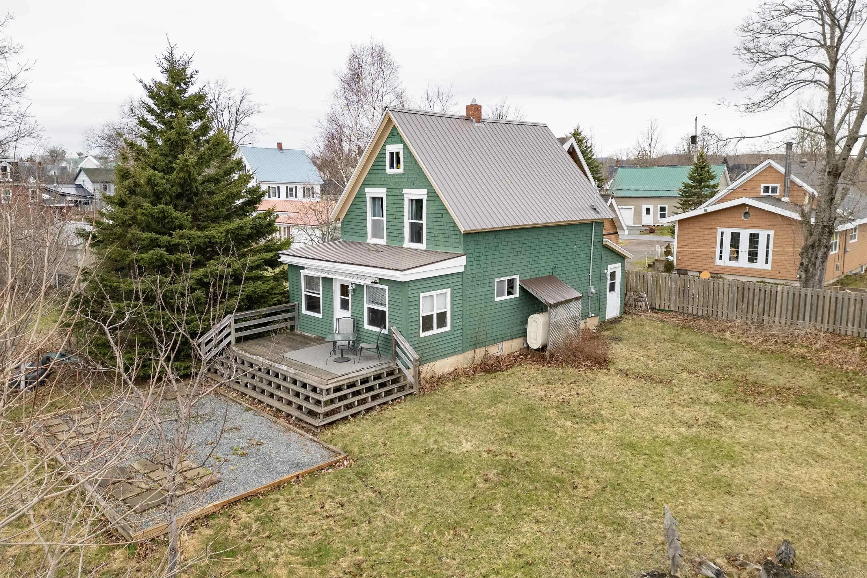 1 Moore Street, Parrsboro Ns B0m 1s0, 3 Bedrooms Bedrooms, ,1 BathroomBathrooms,Residential,For Sale,Moore,202508784