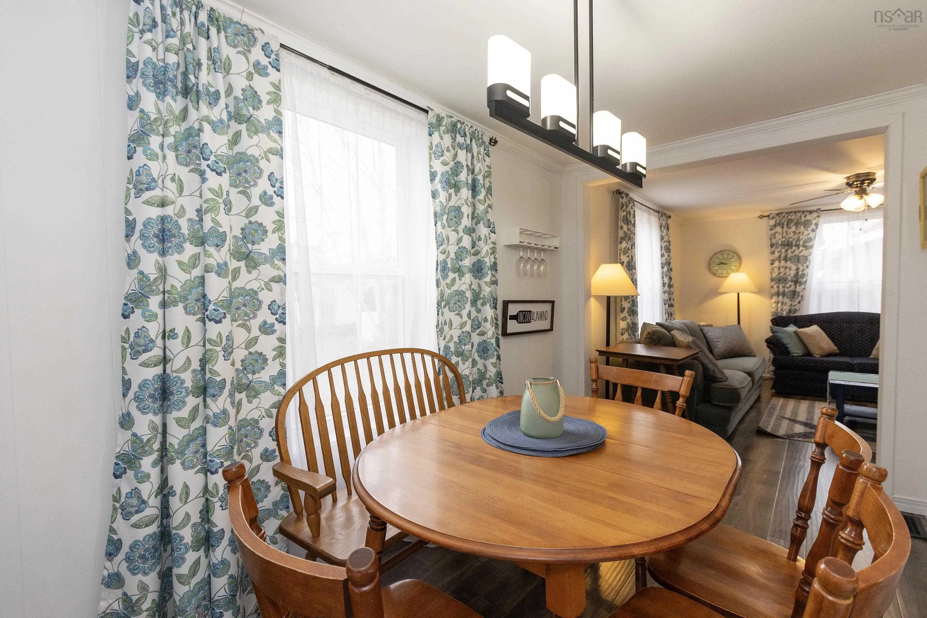 1 Moore Street, Parrsboro Ns B0m 1s0, 3 Bedrooms Bedrooms, ,1 BathroomBathrooms,Residential,For Sale,Moore,202508784