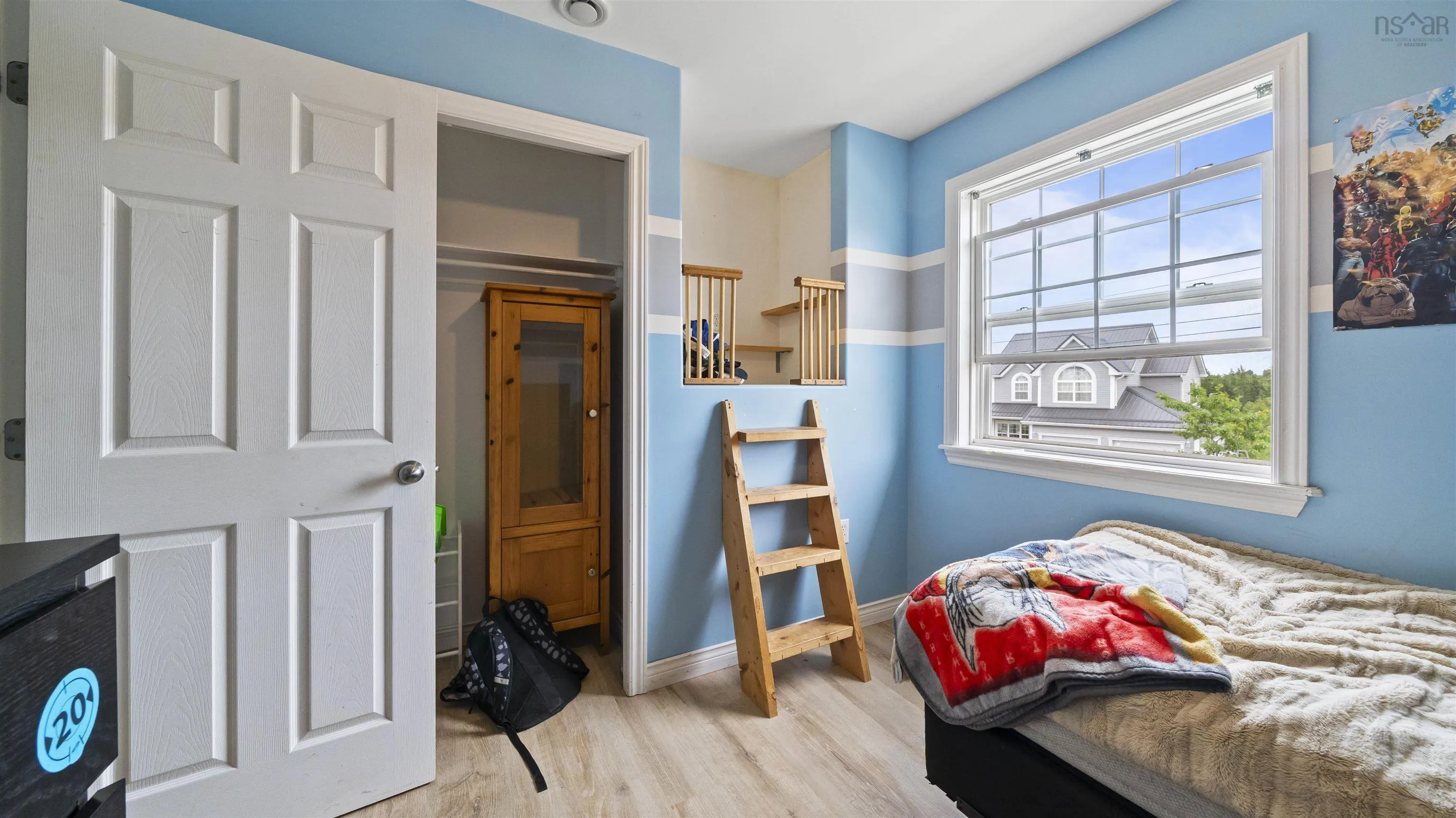 18 Coburg Crescent, Truro, NS B2N 7J6, 3 Bedrooms Bedrooms, ,2 BathroomsBathrooms,Residential,For Sale,Coburg,202517556