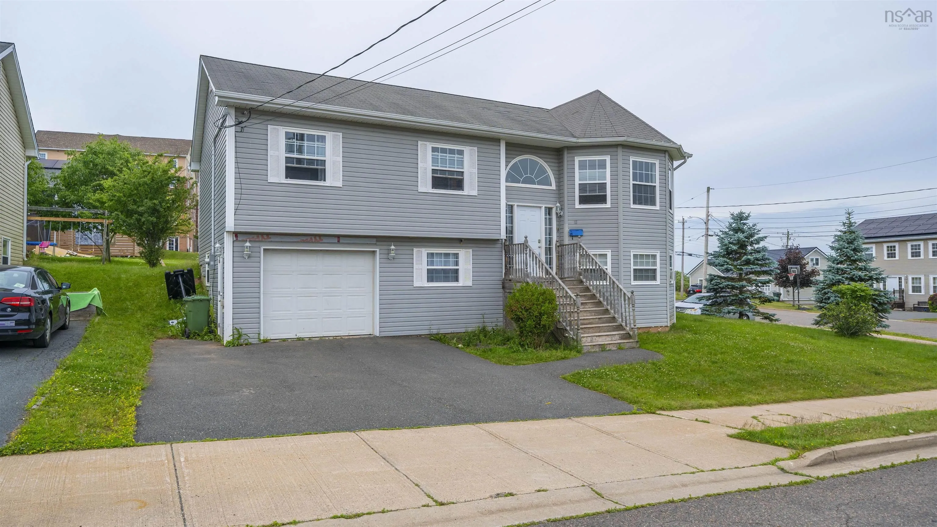 18 Coburg Crescent, Truro, NS B2N 7J6, 3 Bedrooms Bedrooms, ,2 BathroomsBathrooms,Residential,For Sale,Coburg,202517556