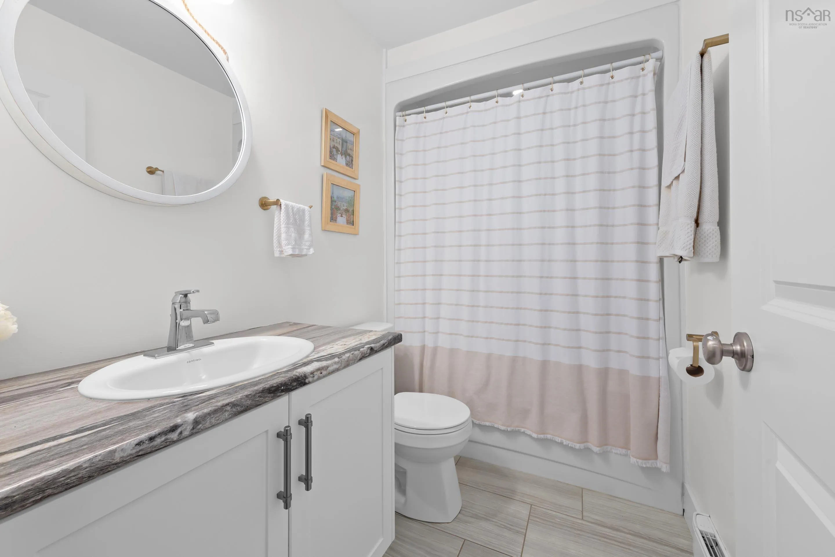 8 Analise Lane, Bedford, NS B4A 0J2, 3 Bedrooms Bedrooms, ,4 BathroomsBathrooms,Residential,For Sale,Analise,202521271
