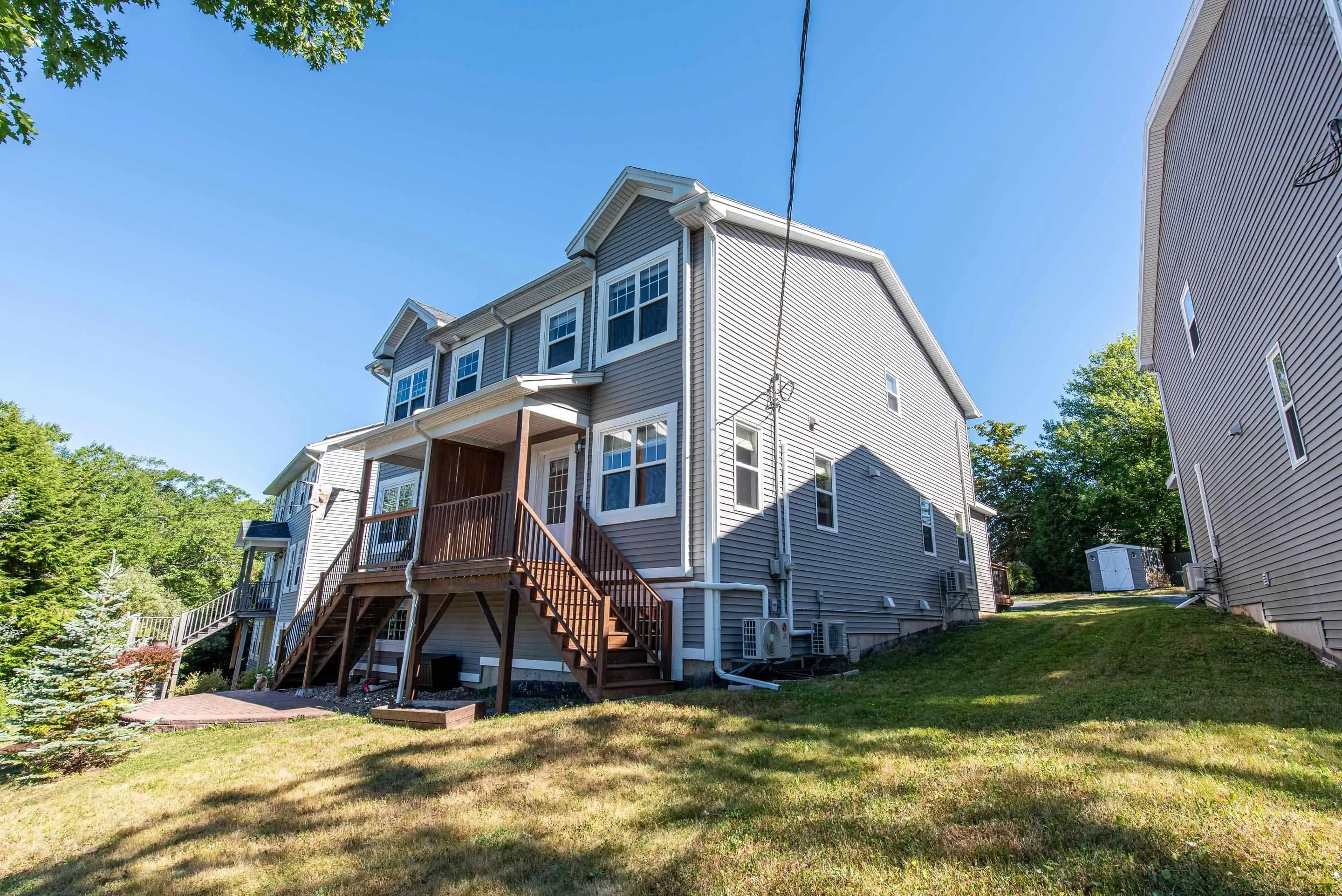 8 Analise Lane, Bedford, NS B4A 0J2, 3 Bedrooms Bedrooms, ,4 BathroomsBathrooms,Residential,For Sale,Analise,202521271