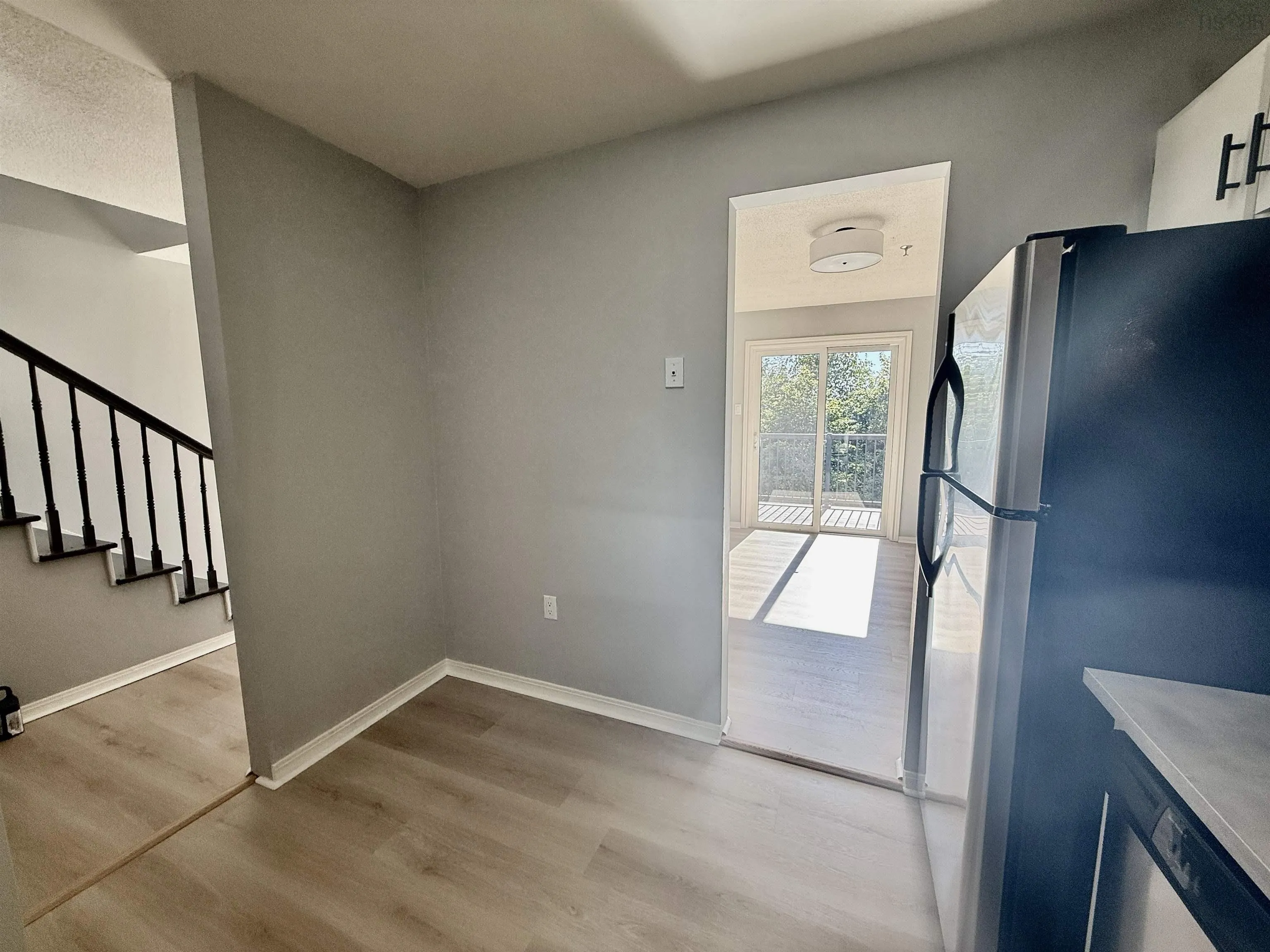209-75 Collins Grove, Dartmouth, NS B2W 6B3, 2 Bedrooms Bedrooms, ,1 BathroomBathrooms,Residential,For Sale,Collins,202522473