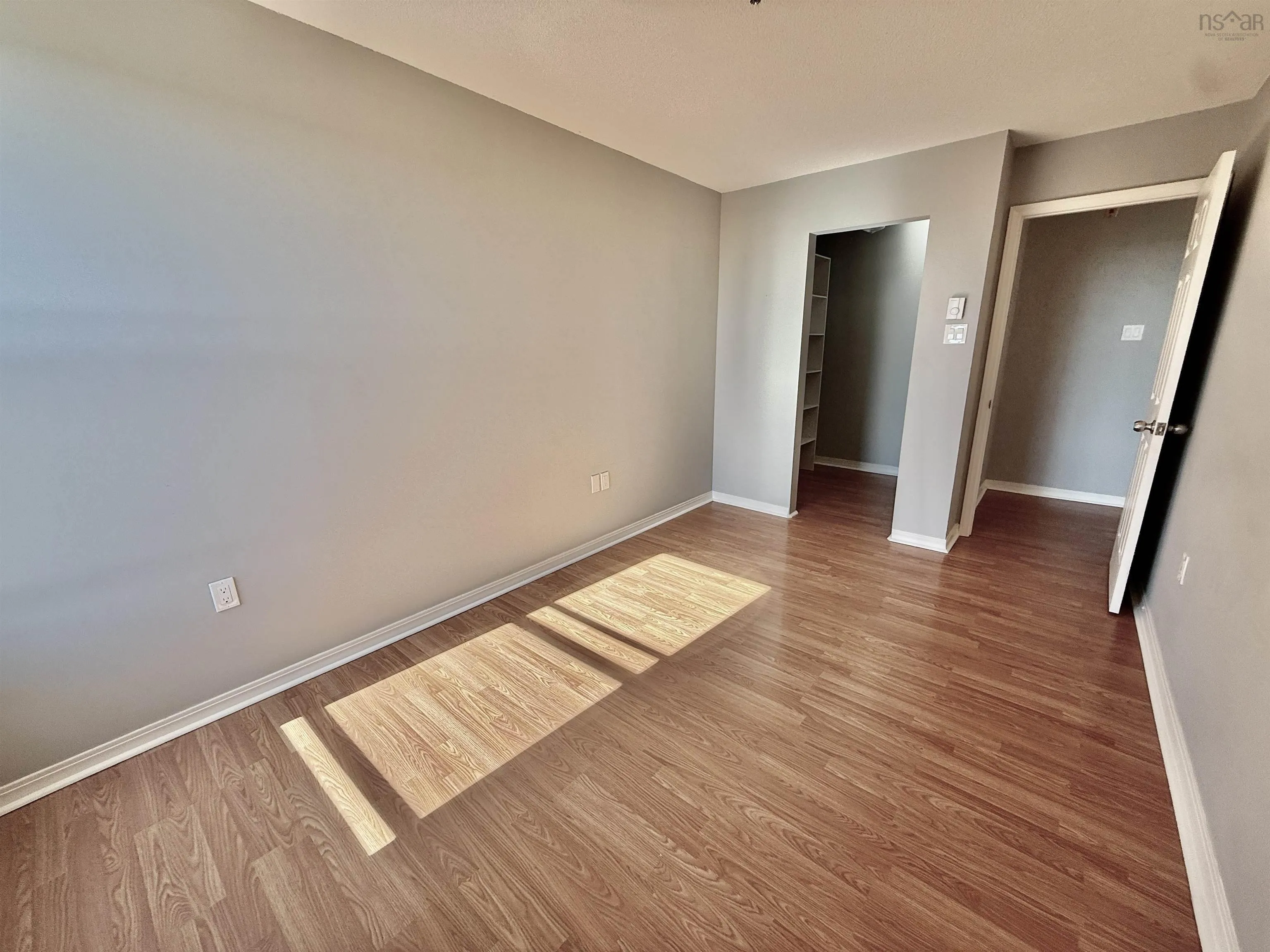 209-75 Collins Grove, Dartmouth, NS B2W 6B3, 2 Bedrooms Bedrooms, ,1 BathroomBathrooms,Residential,For Sale,Collins,202522473