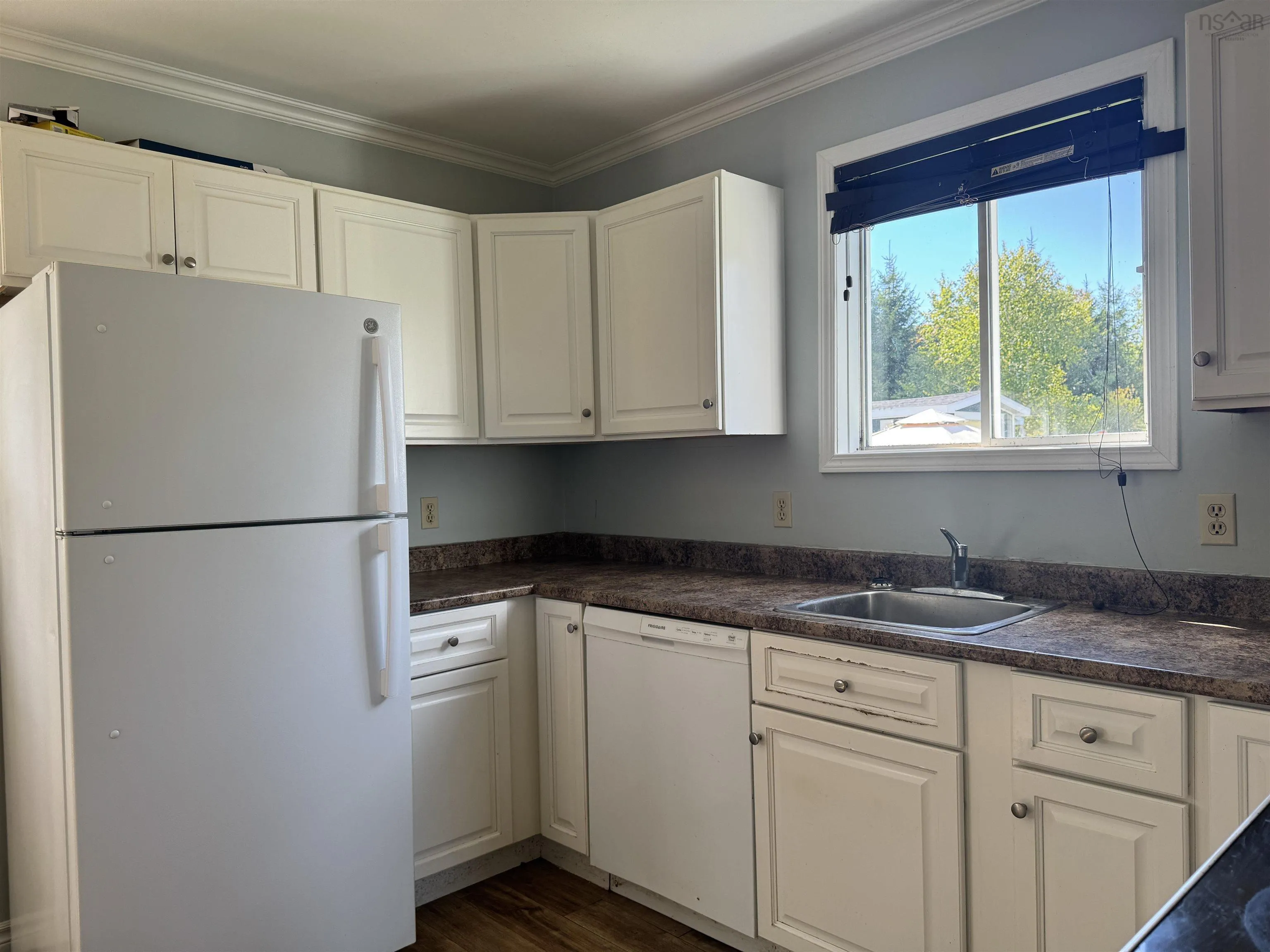 8 & 10 Thirteenth Street, Trenton, NS B0K 1X0, 6 Bedrooms Bedrooms, ,Residential Income,For Sale,Thirteenth,202522126